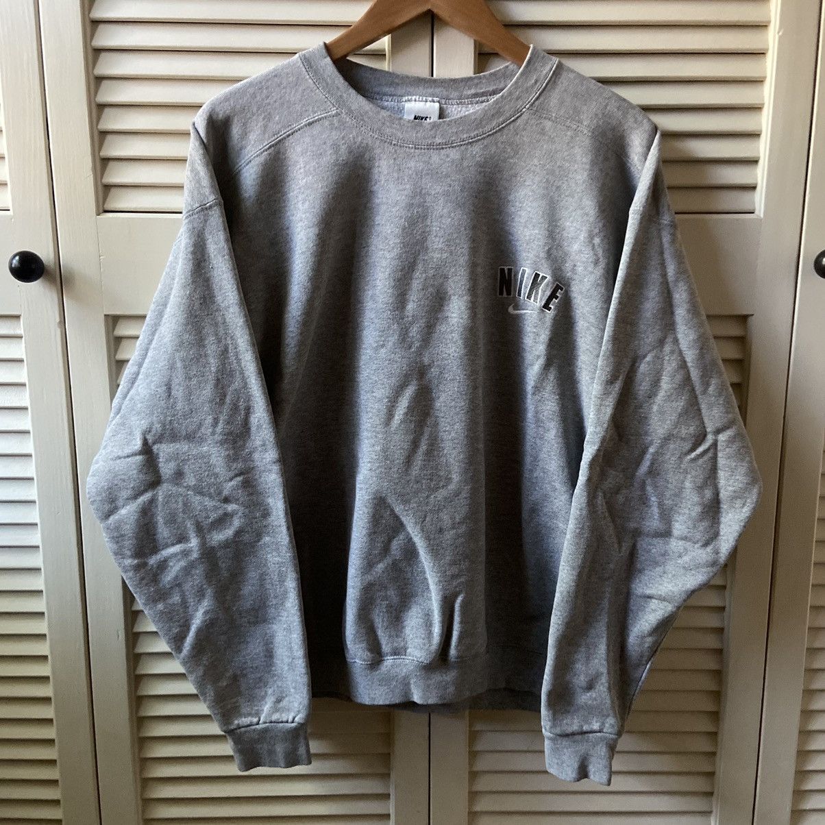Nike × Vintage Vintage 90’s Nike Made in USA Embroidered Grey Sweatshirt Size US M / EU 48-50 / 2 - 2 Thumbnail