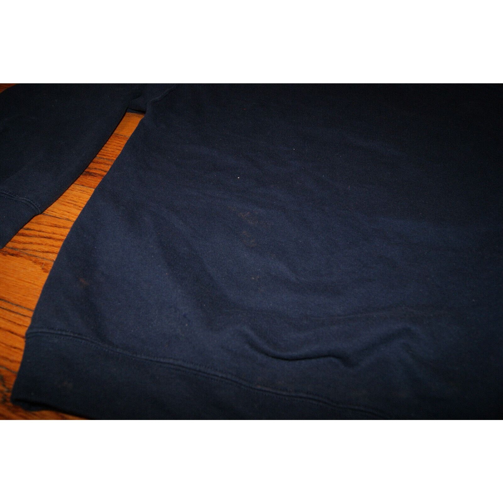 Gildan ILLINOIS FIGHTING ILLINI Basketball 18 Mens XL Sweatshirt Size US XL / EU 56 / 4 - 5 Thumbnail