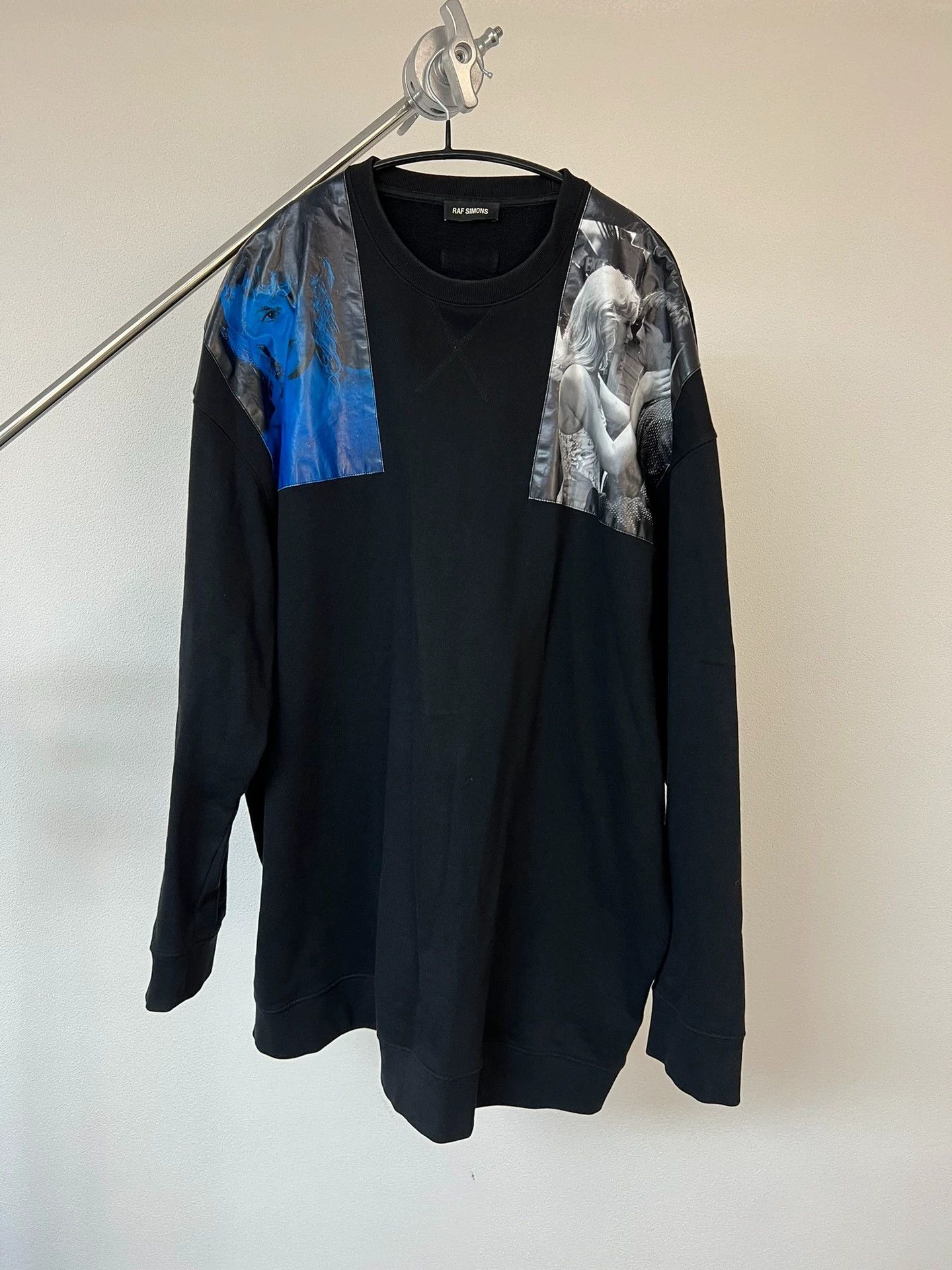 Raf Simons Raf Simons Moviegoer portrait velvet long sleeve sweater Size US S / EU 44-46 / 1 - 1 Thumbnail