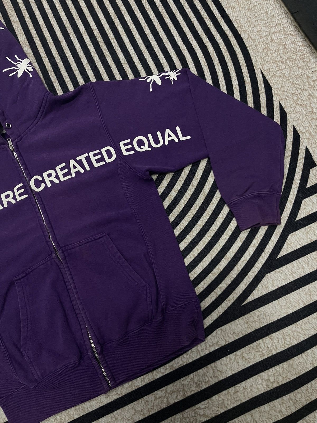 Futura 2000s FUTURALABORATORIES “ALL WOMEN ARE CREATED EQUAL”HOODIE Size S / US 4 / IT 40 - 5 Thumbnail