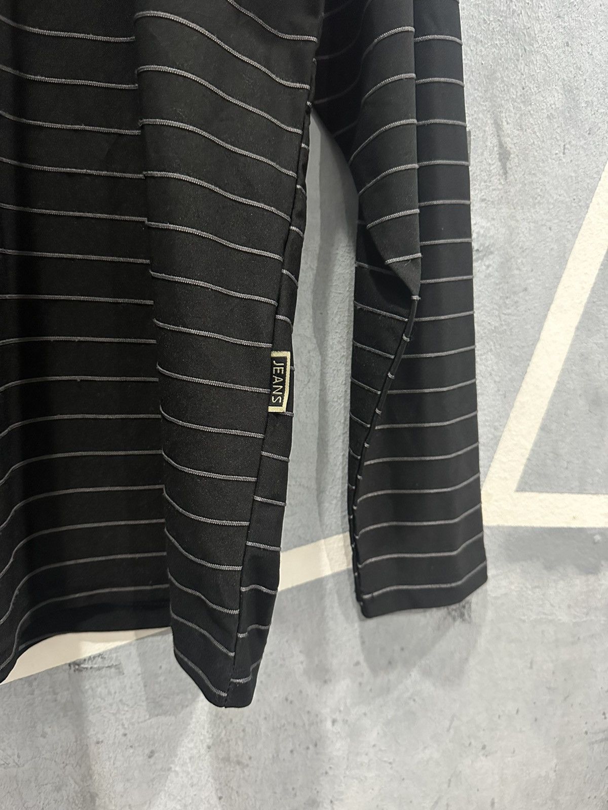 Fendi Fendi Jeans Stripe Longsleeve Tshirt Size M / US 6-8 / IT 42-44 - 5 Thumbnail