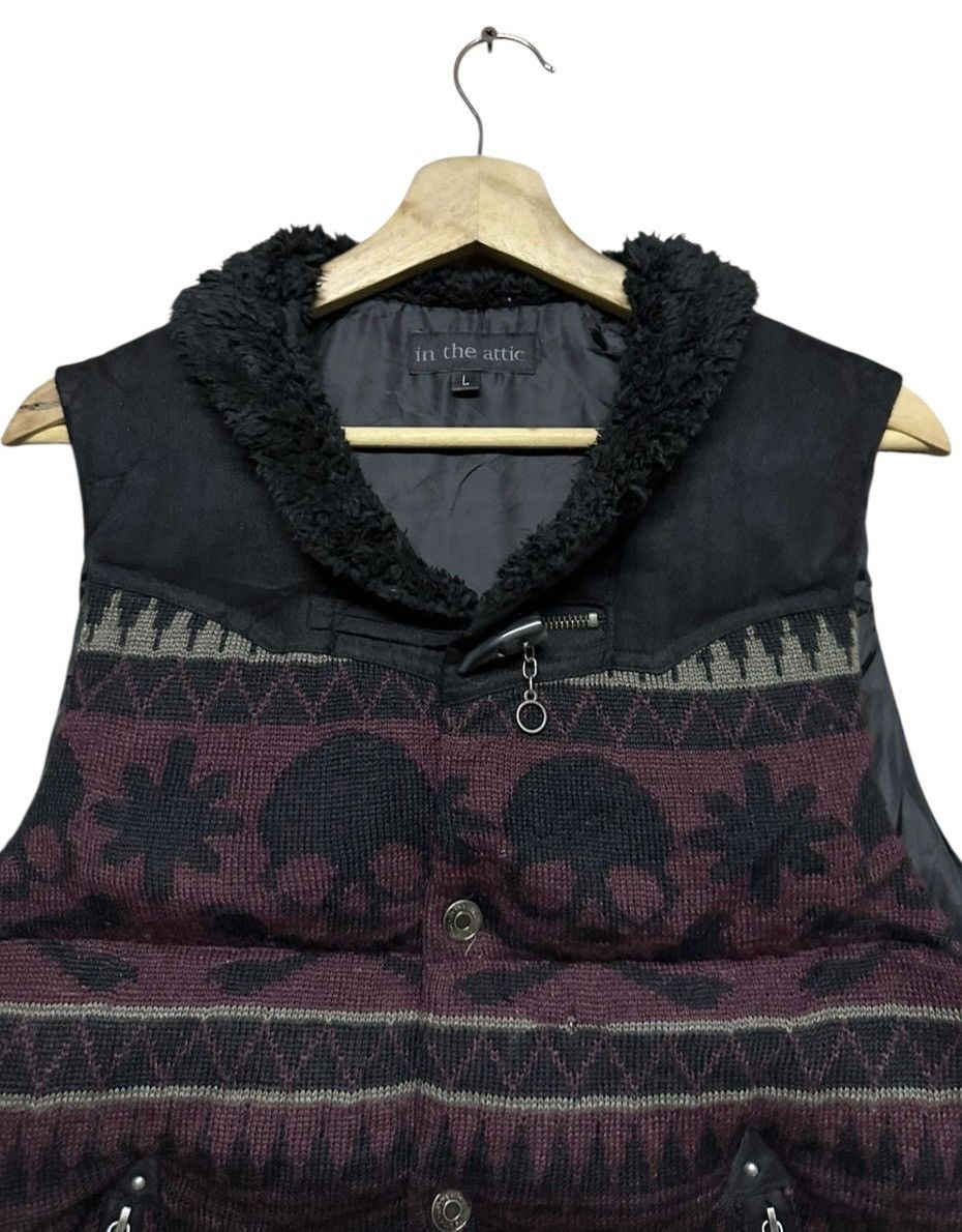 In The Attic Vtg🔥In The Attic Puffer Vest Buttoned Skull Jacket Size 44L - 3 Thumbnail
