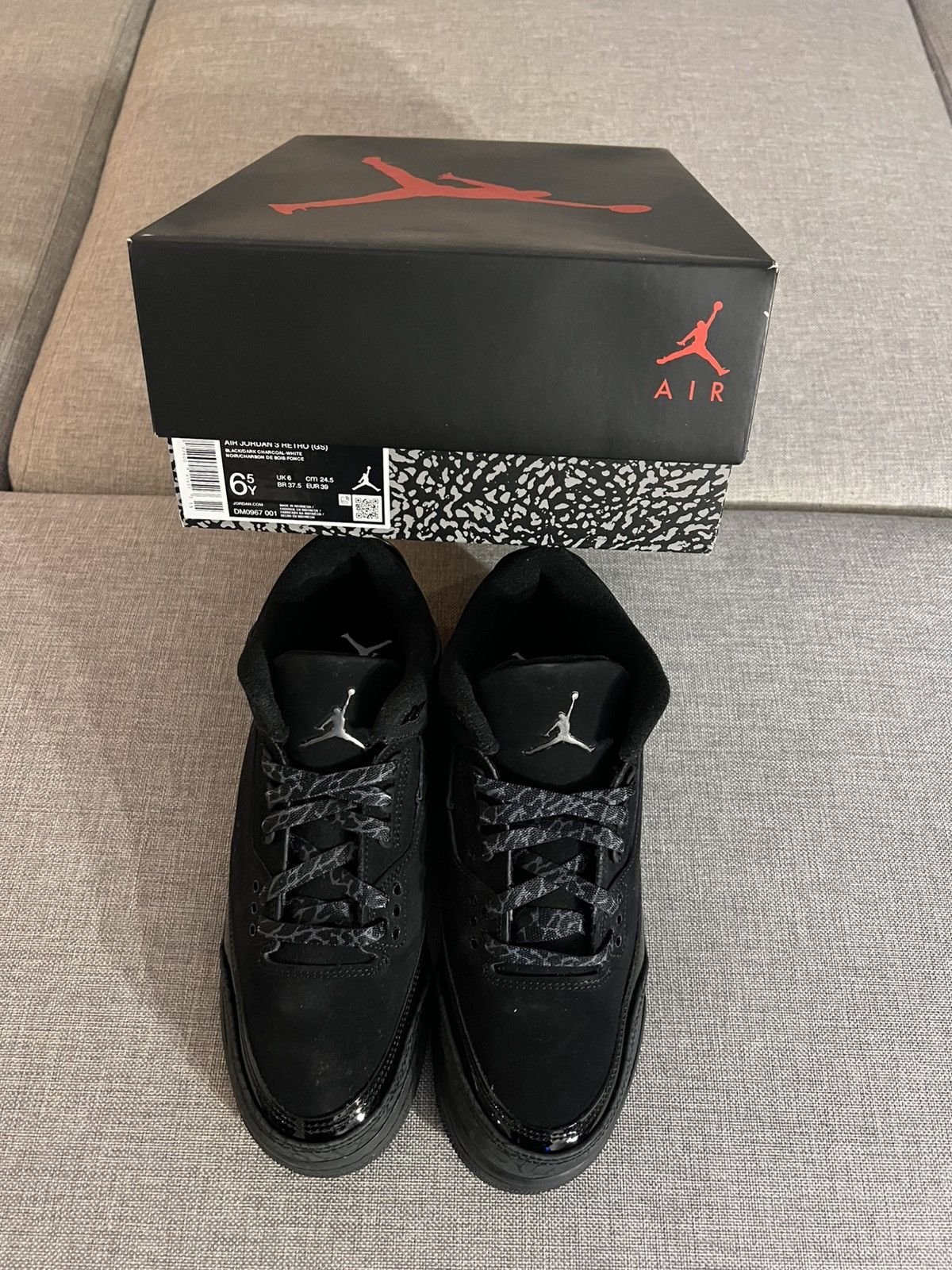 Jordan Brand Air Jordan Retro 3 GS Black cat Size US 8 / IT 38 - 5 Thumbnail