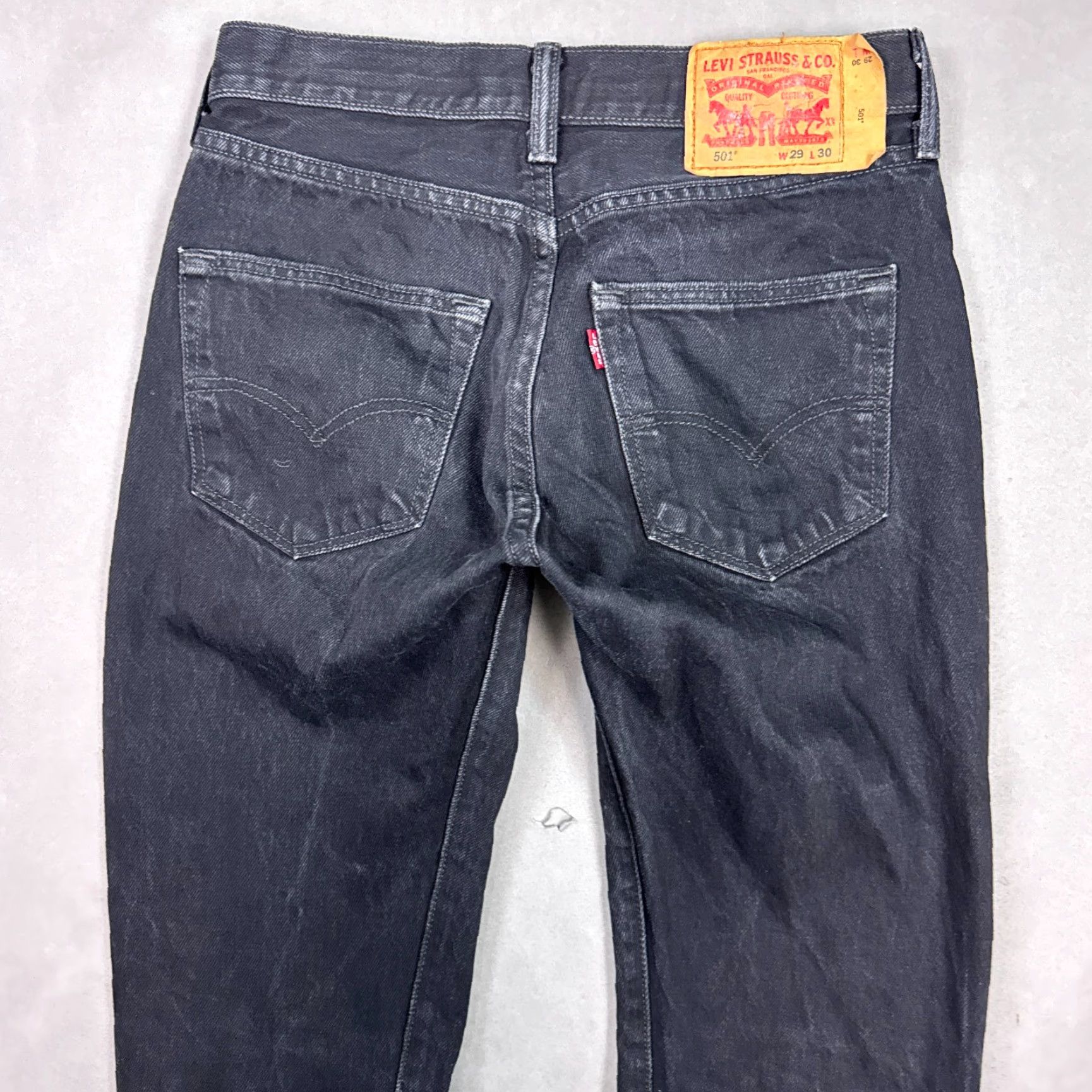 Levi's Levi's 501 Jeans Mens 29x30 Black Button Fly Denim Pants Dark Wash Straight 5-Pocket Mens Size US 29 - 5 Thumbnail
