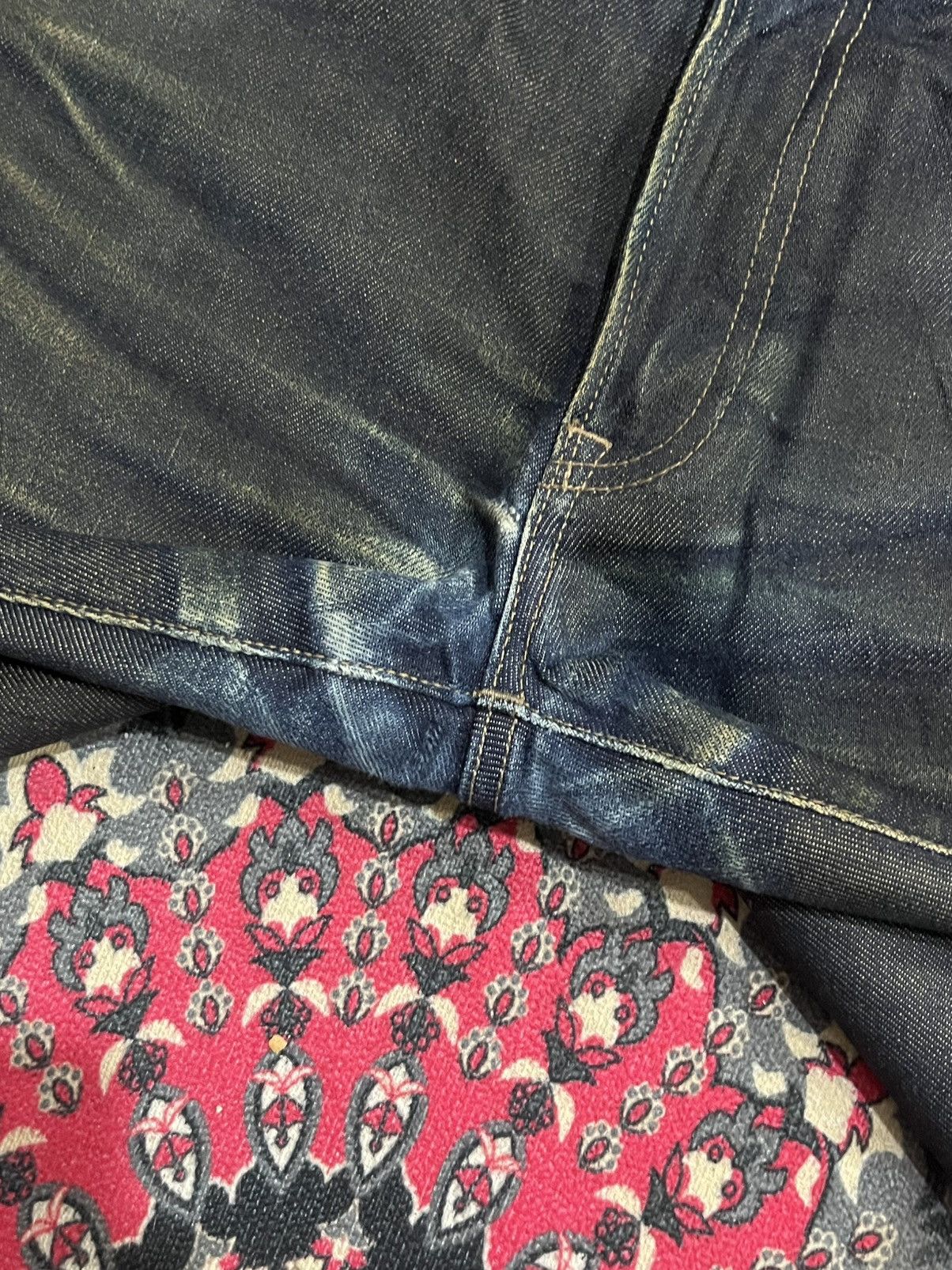 Undercover × Uniqlo Vintage Uniqlo UJ Dark Blue Faded Washed Selvedge Jeans Size US 32 / EU 48 - 6 Thumbnail