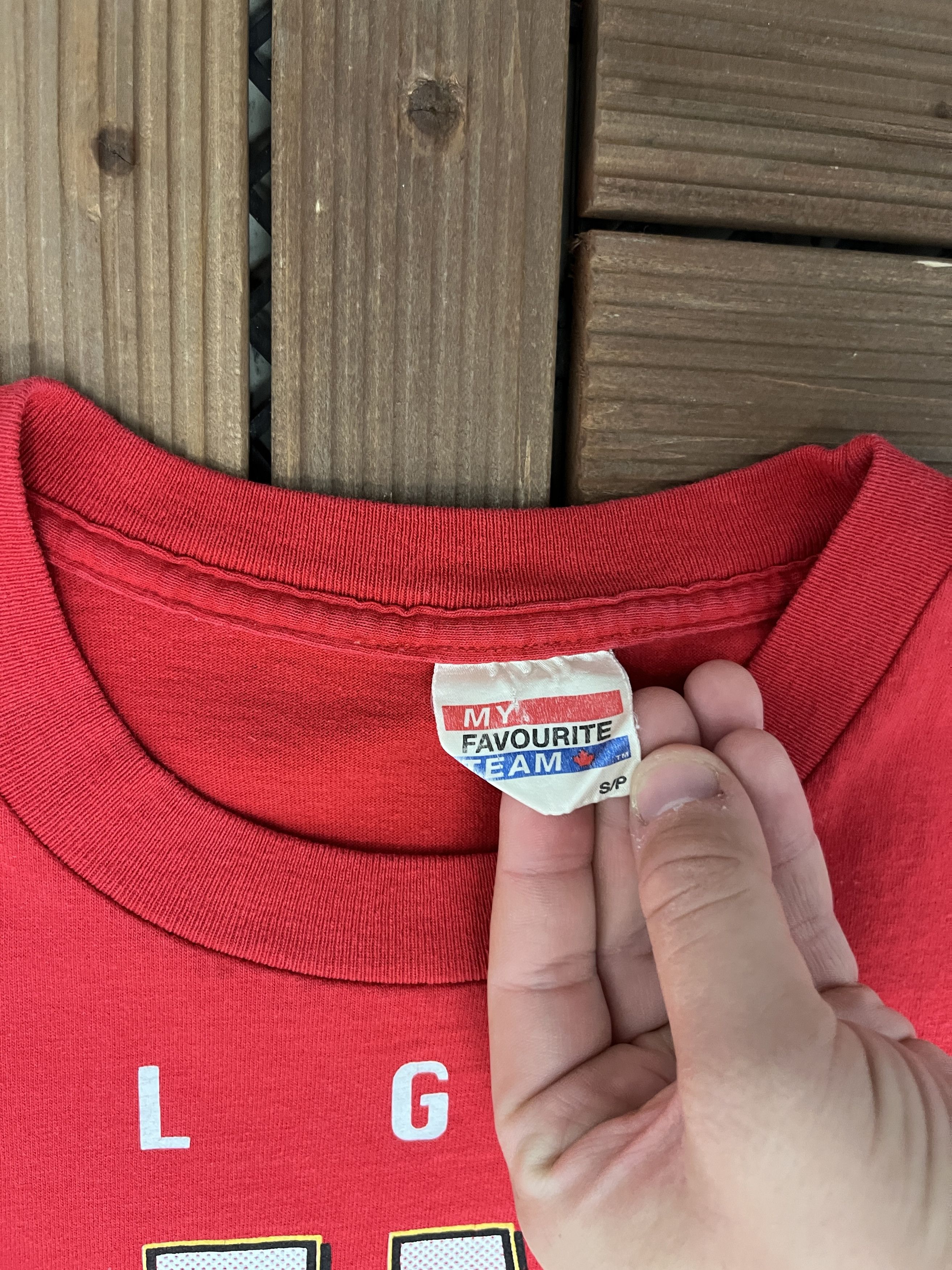Vintage Calgary Flames Vintage Red T-Shirt Tee Size US S / EU 44-46 / 1 - 5 Thumbnail