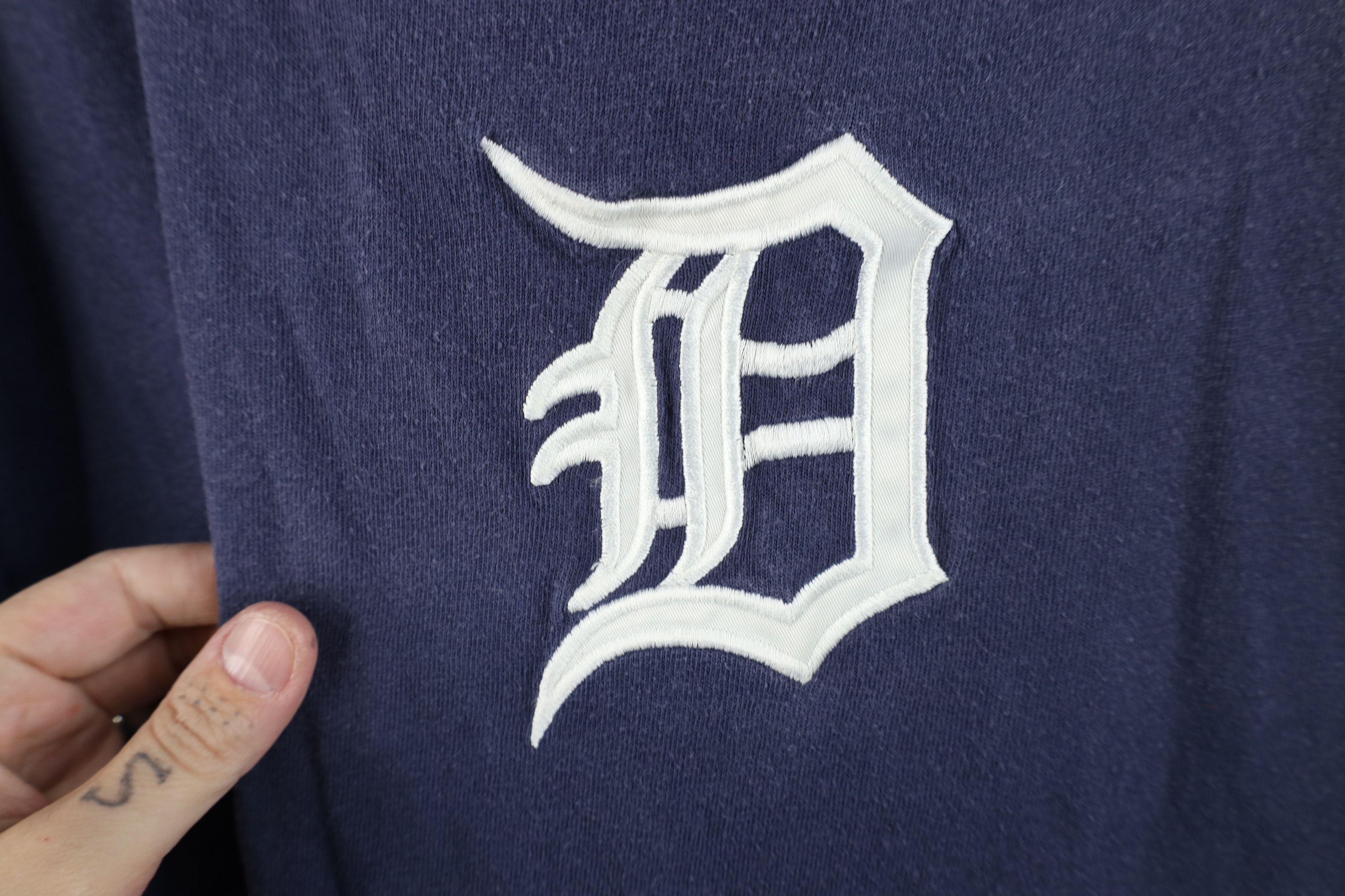 Nike × Vintage Vintage Nike Swoosh Detroit Tigers Baseball T-Shirt Blue Size US M / EU 48-50 / 2 - 6 Thumbnail