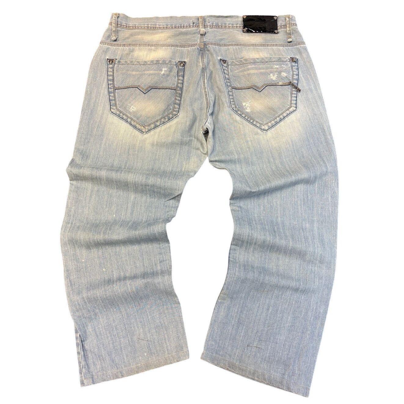 Amiri Versace Light Wash Denim Distressed 36 x 34 Size US 36 / EU 52 - 2 Thumbnail