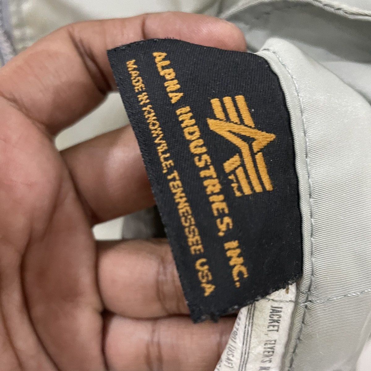 Alpha Industries Made In Usa‼️Vintage 90s Alpha Industries Bomber Jacket Size US L / EU 52-54 / 3 - 5 Thumbnail