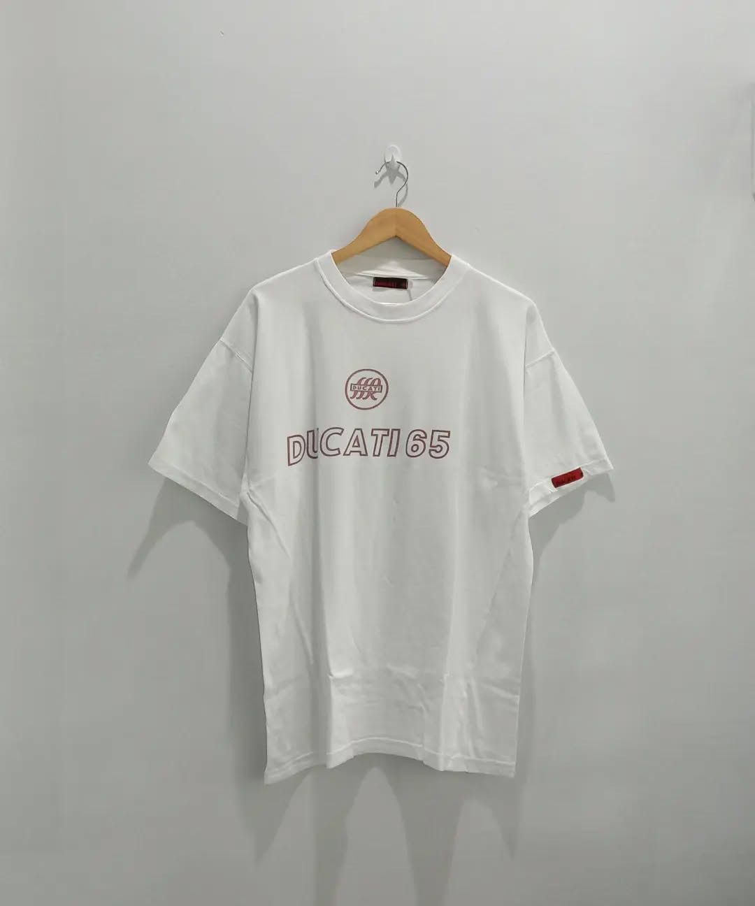 Ducati TSHIRT : DUCATI 65 - (1935-1949) VTG Size US XL / EU 56 / 4 - 1 Thumbnail