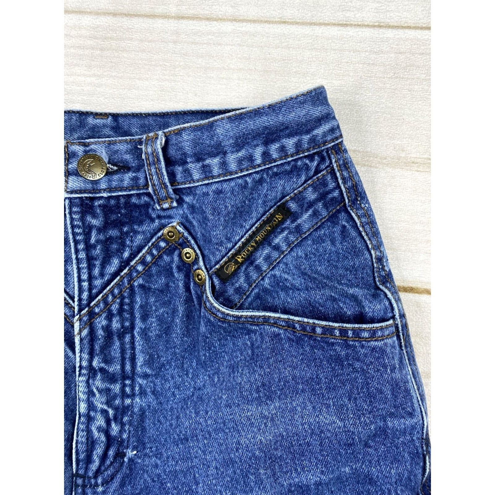 Vintage VINTAGE Rockies Jeans 26/3 Blue Hi Rise Western USA Made X-Long Yoke 90s Cowboy Festival Logo Jeans Women Regular Size 26/3 Blue Size 26" / US 2 / IT 38 - 7 Thumbnail