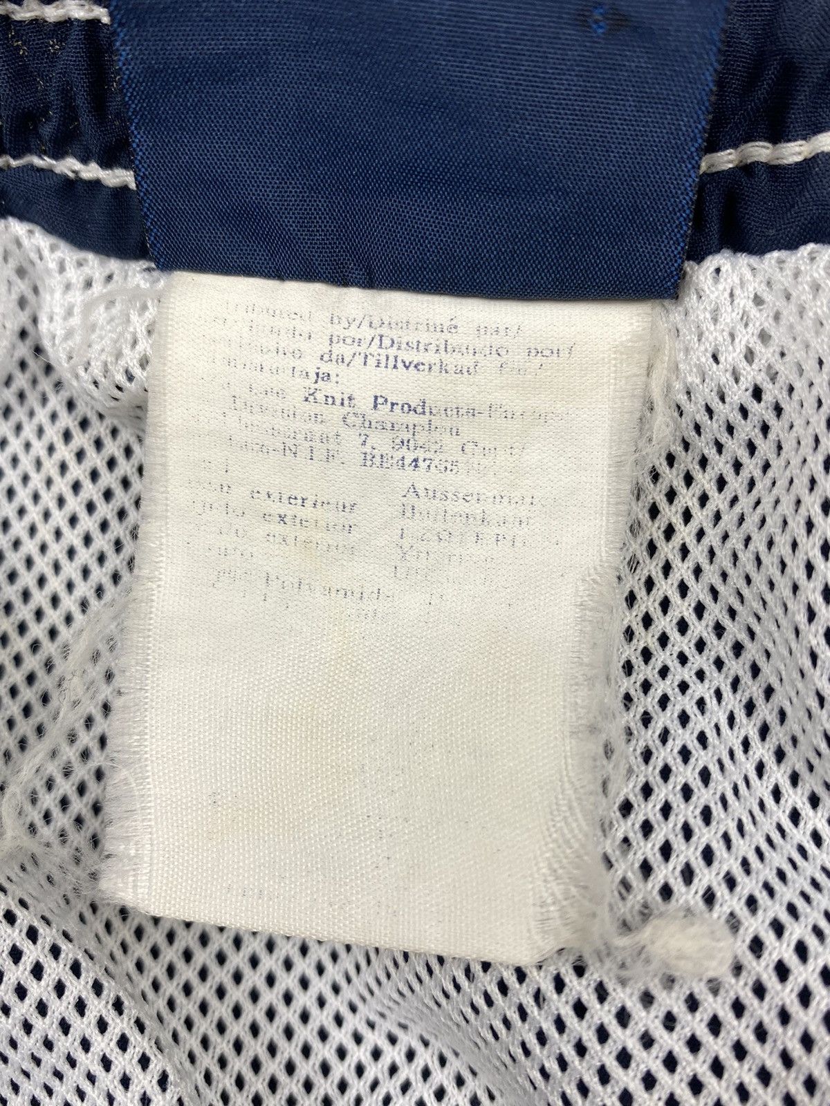 Champion × Vintage Vintage Champion Lampas Y2K Shorts Size S Size US 32 / EU 48 - 9 Thumbnail
