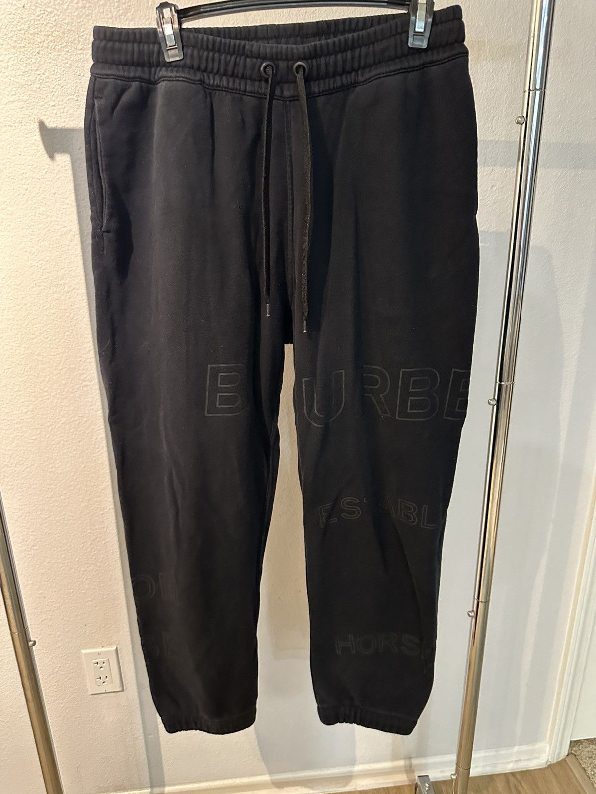 Burberry Burberry Horseferry Sweatpants Size 30" / US 8 / IT 44 - 1 Thumbnail