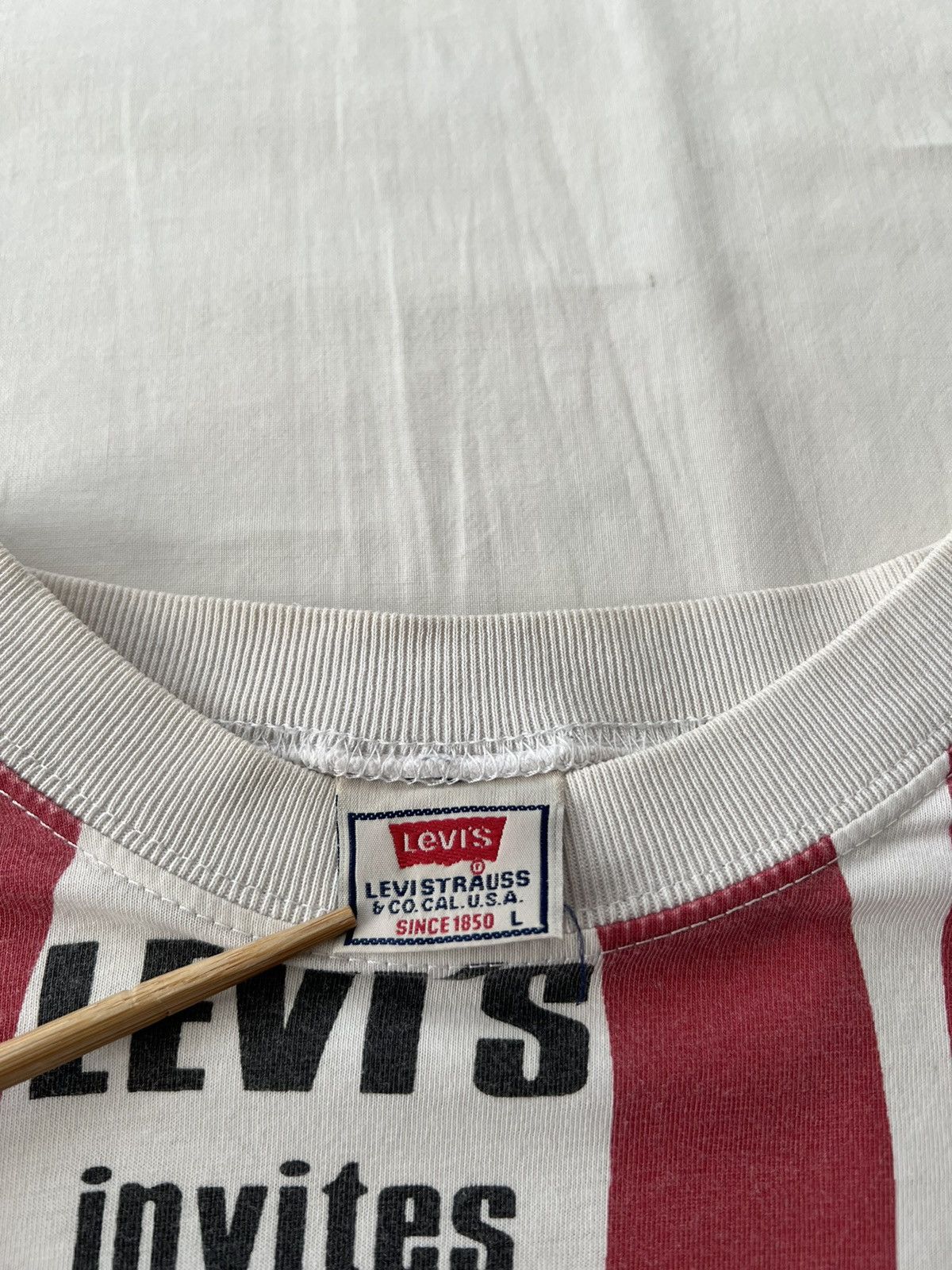 Levi's Vintage 90s Levis Stretch Sensation AOP Promo White T-shirt Size US L / EU 52-54 / 3 - 16 Thumbnail