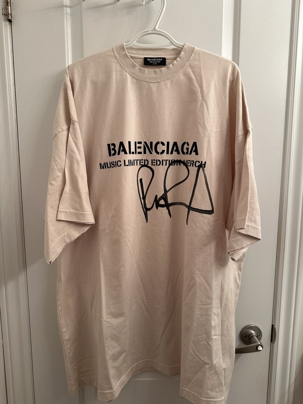 Balenciaga Balenciaga X RuPaul Limited Edition T-Shirt (275/300) Size US XXL / EU 58 / 5 - 1 Thumbnail
