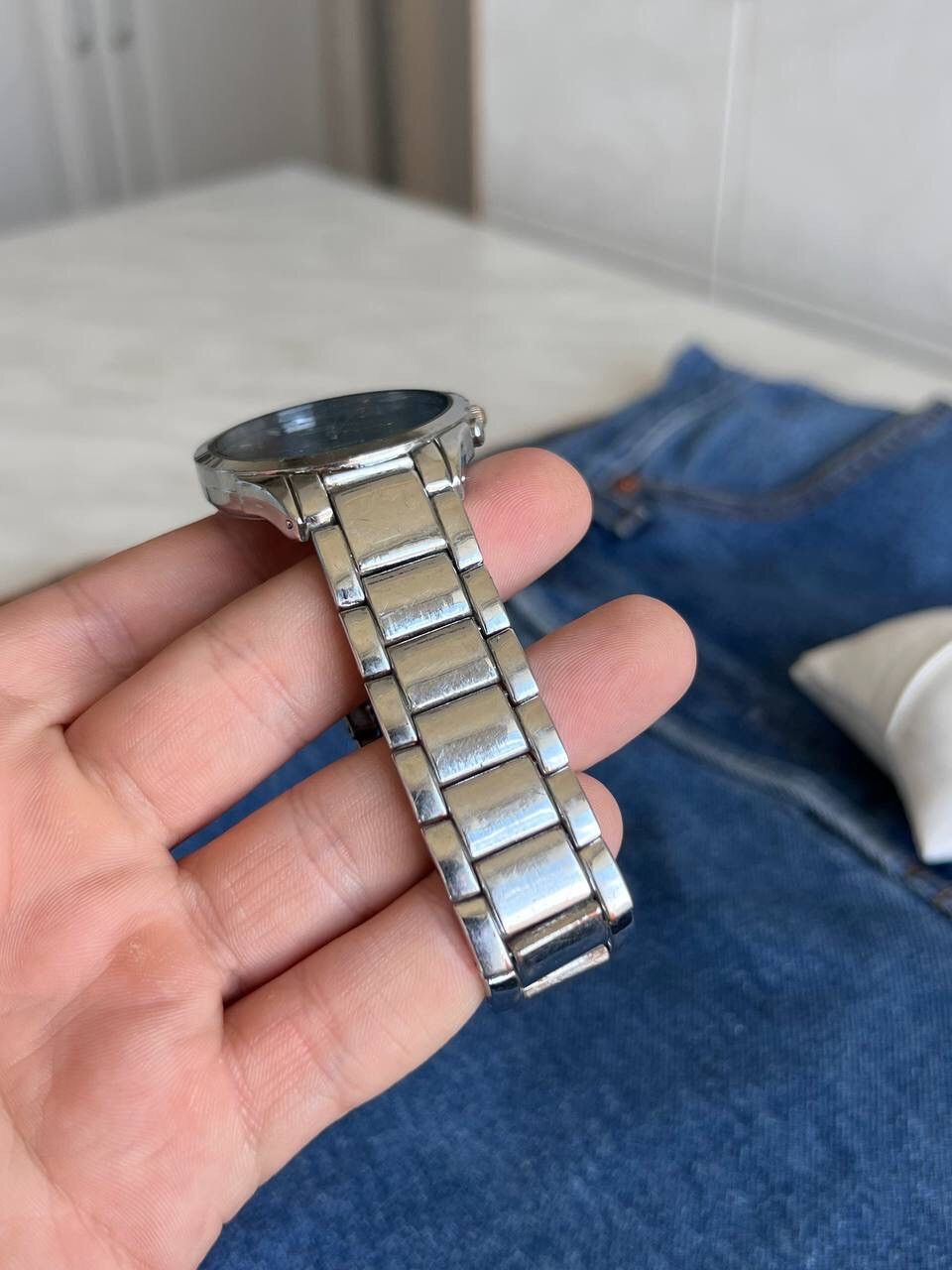 Vintage Futuristic Vintage Japan Watch - Stainless Steel Silver Blue Size ONE SIZE - 3 Thumbnail