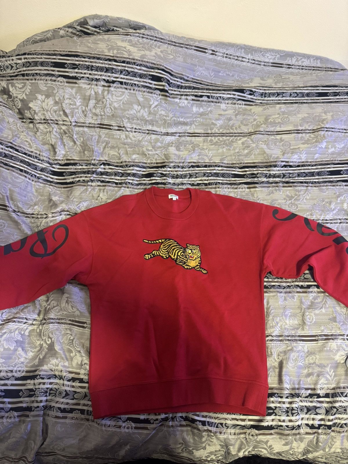 Kenzo Kenzo Tiger Red Crewneck Size US M / EU 48-50 / 2 - 1 Thumbnail