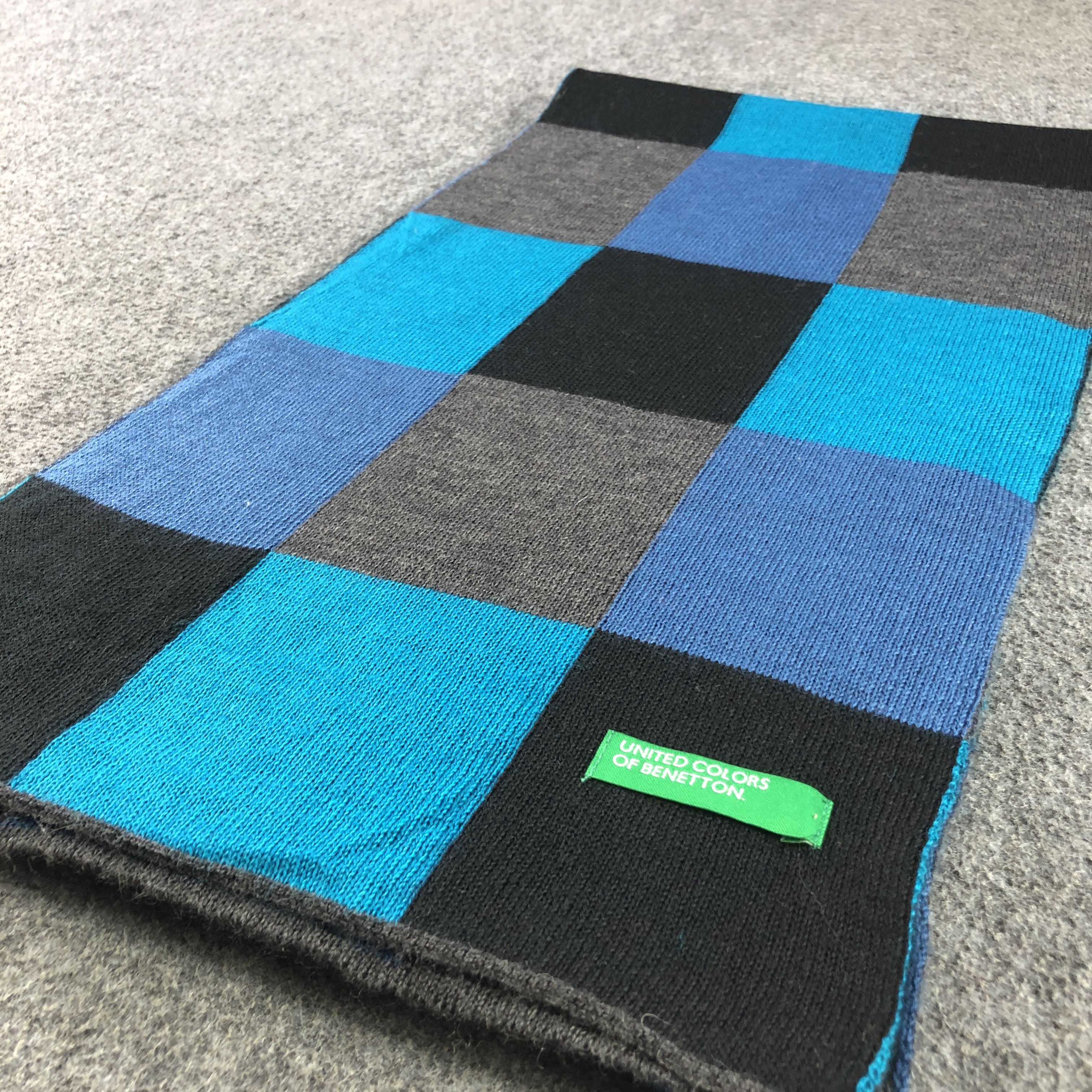 United Colors Of Benetton United Colors Of Benetton Wool Scarf Muffler V2880 Size ONE SIZE - 3 Thumbnail