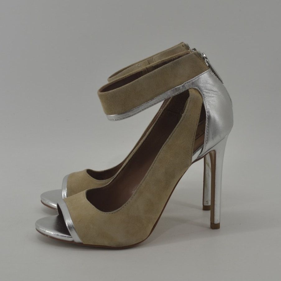 Bcbgmaxazria BCBG Maxazria Silver Metallic Suede Goat Leather EU 37 US 7 Size US 6.5 / IT 36.5 - 12 Thumbnail