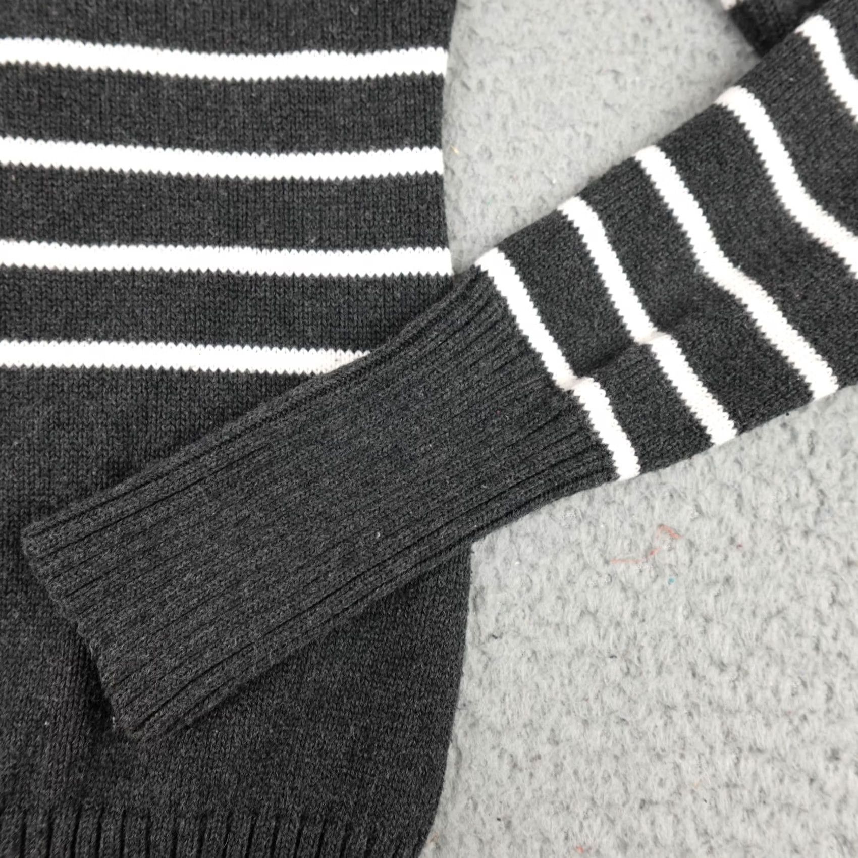 Vintage Pattyboutik Sweater Womens Small Gray White Striped Long Sleeve Pullover Knit Size S / US 4 / IT 40 - 5 Thumbnail