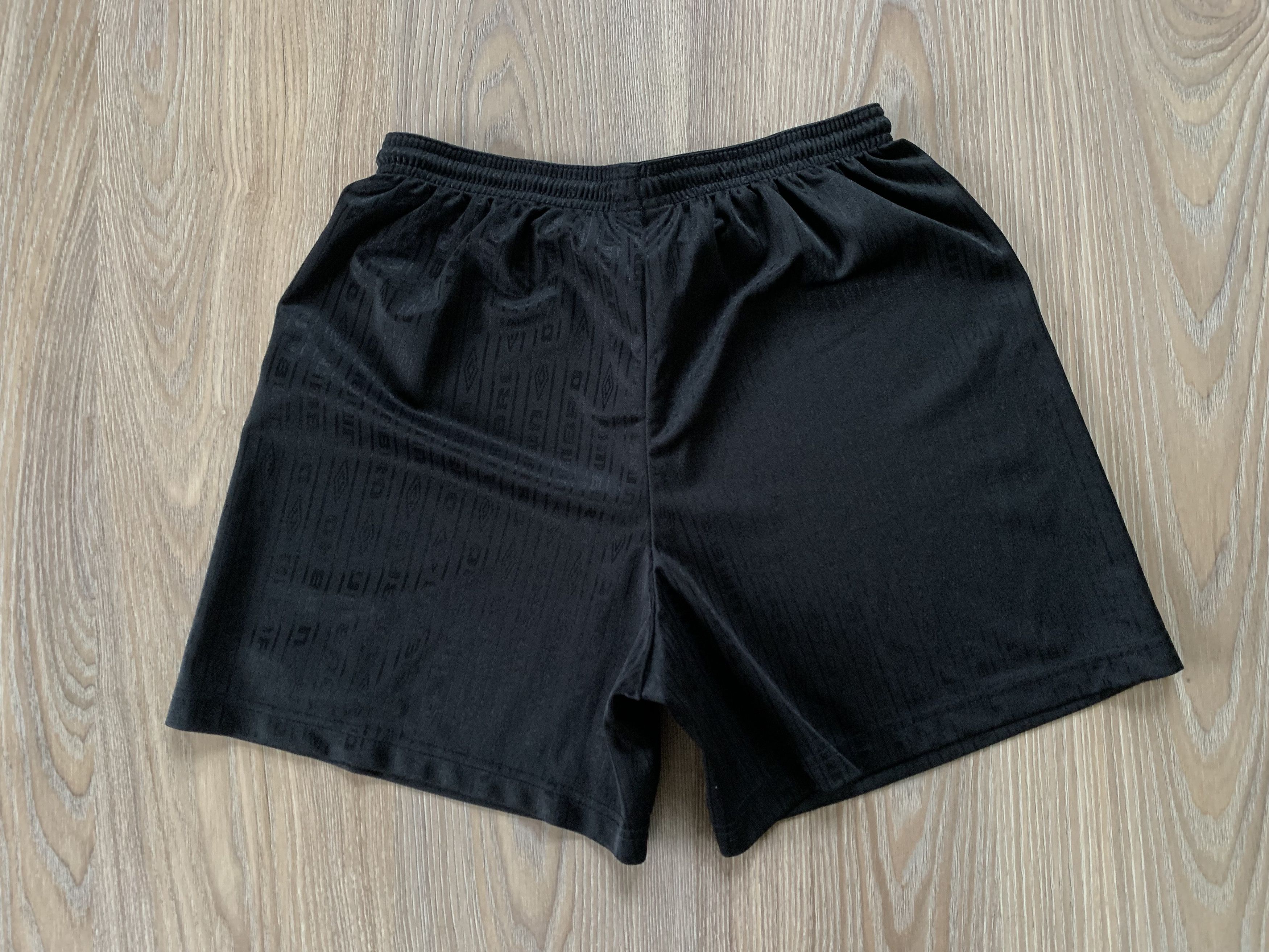 Umbro × Vintage Vintage Umbro Black Monograme Training Shorts Size US 32 / EU 48 - 3 Thumbnail