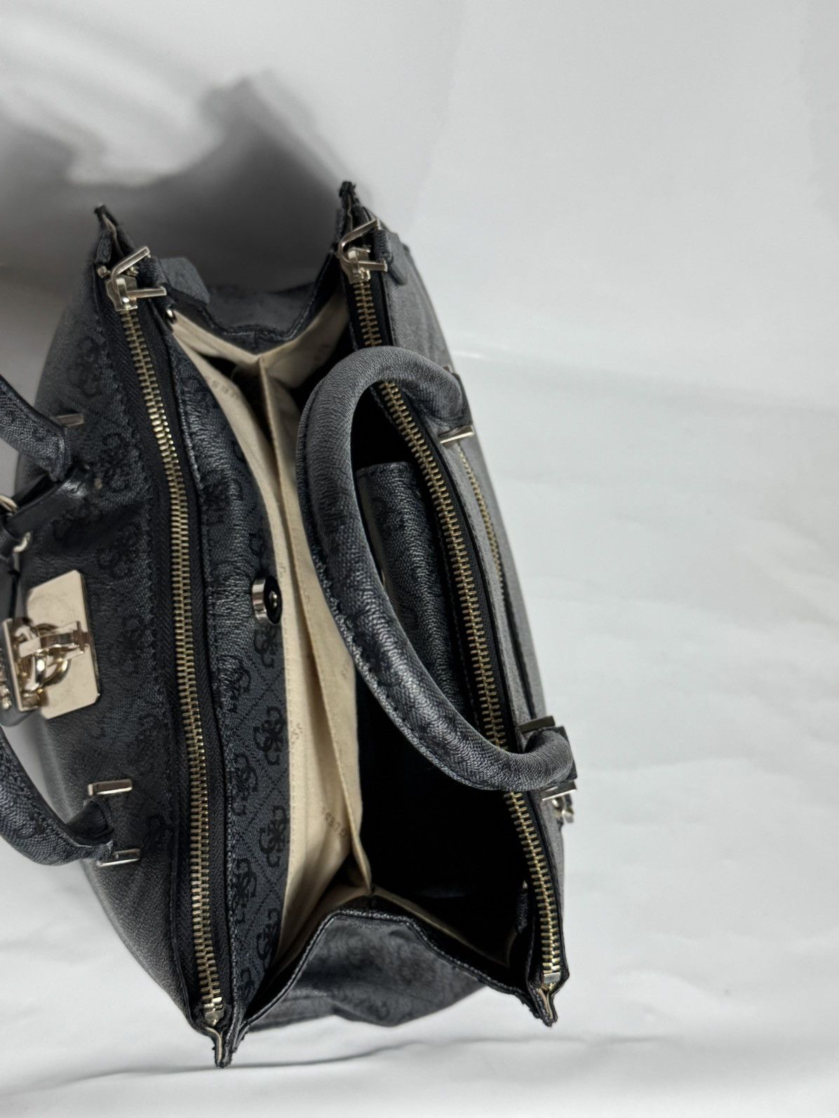 Guess Guess Monogram Leather Bag Size ONE SIZE - 5 Thumbnail