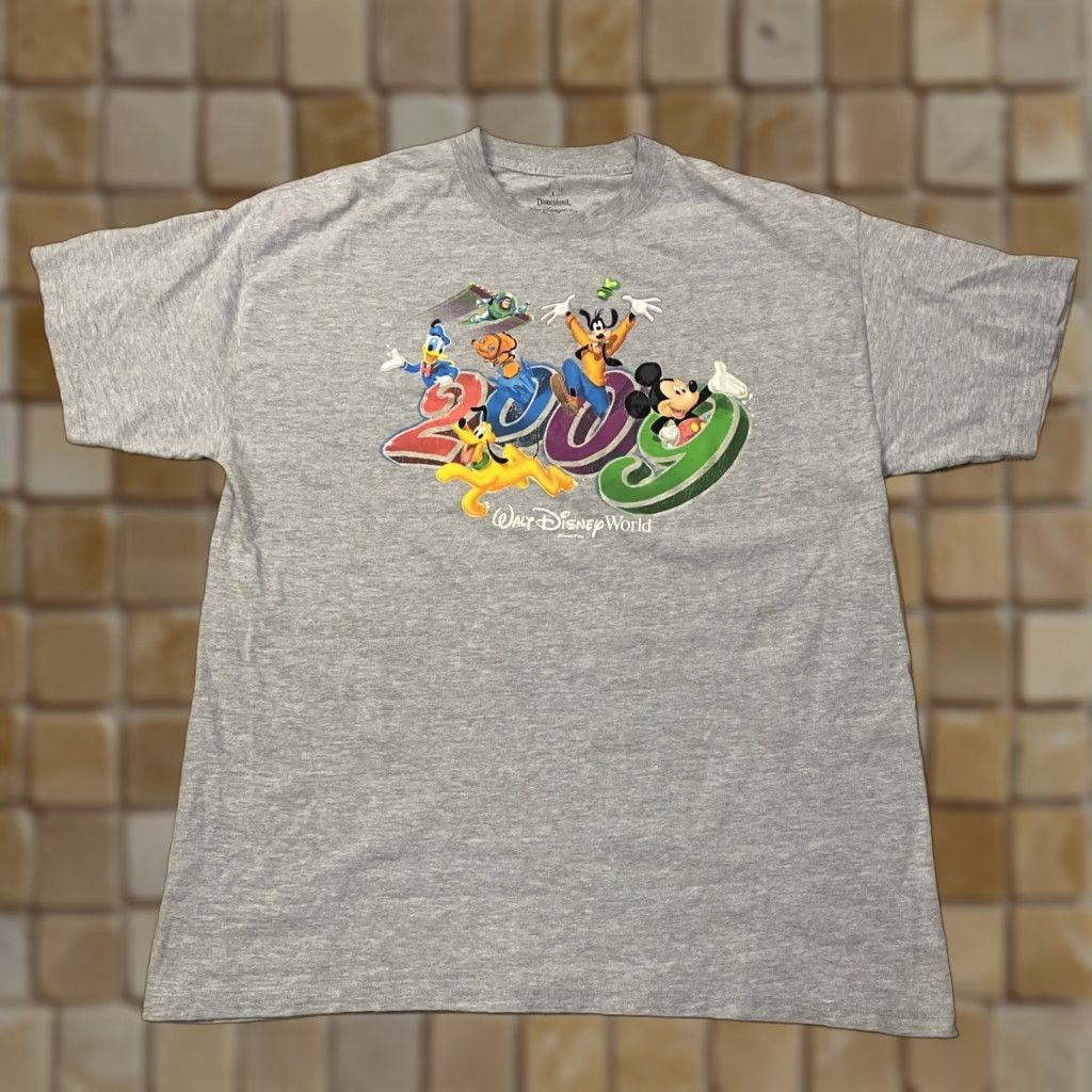 Disney Disney Pixar Mickey Mouse Graphic T-Shirt Adults Size Large Gray Short Sleeve Walt Disney World 2009 Mens Size US L / EU 52-54 / 3 - 1 Thumbnail