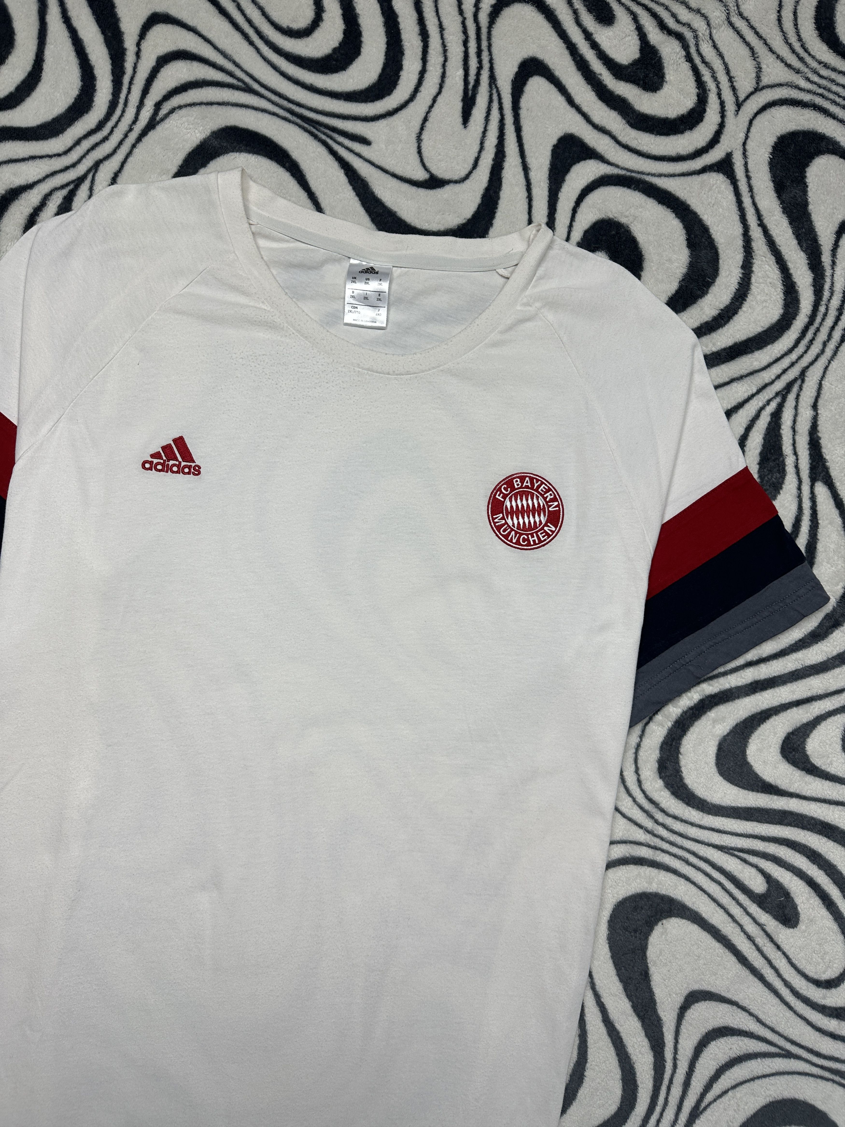 Adidas Adidas FC Bayern Munchen Mens T-Shirt Size US XXL / EU 58 / 5 - 2 Thumbnail