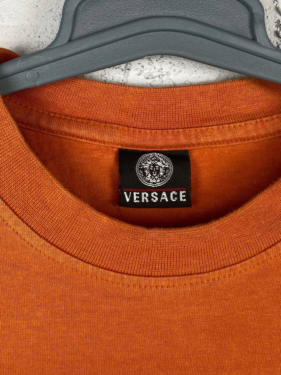 Versace × Versace Jeans Couture × Vintage Vintage 90’s Versace Jeans Couture T-Shirt Y2k Size US M / EU 48-50 / 2 - 5 Thumbnail