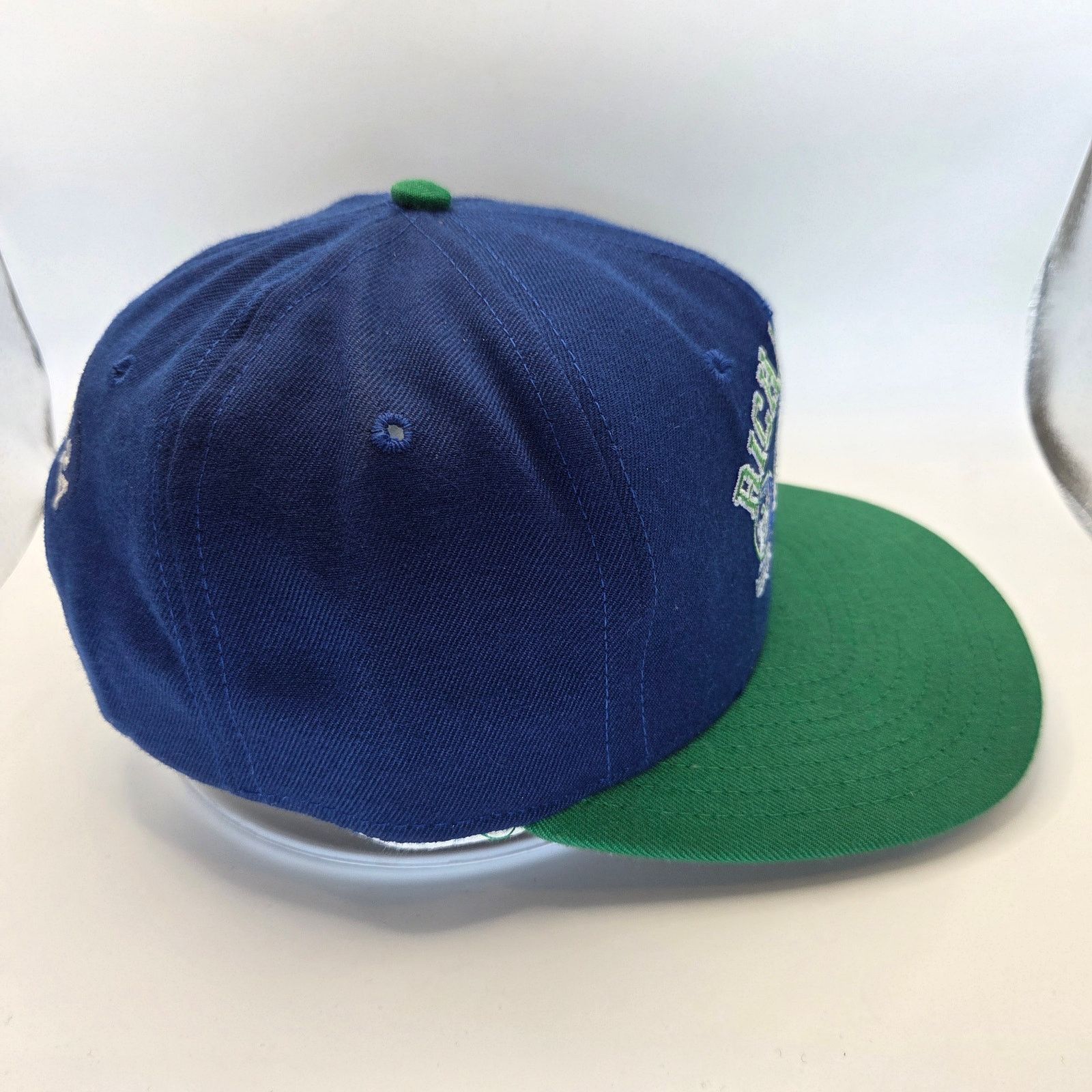 Vintage Vintage AJD MN Timberwolves Pooh Richardson 24 USA Hat 90s Size ONE SIZE - 4 Thumbnail