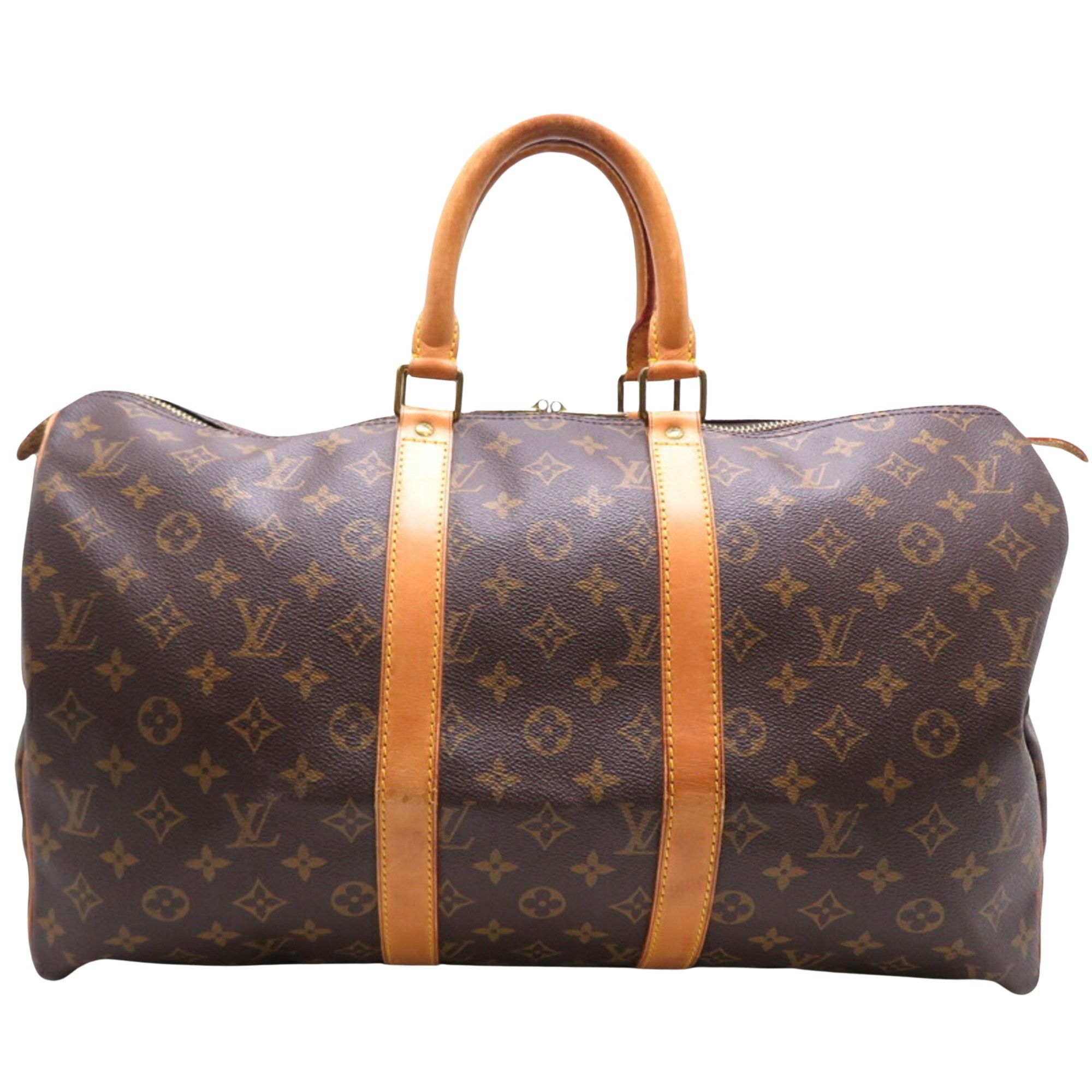 Louis Vuitton Louis Vuitton travel Size ONE SIZE - 1 Thumbnail