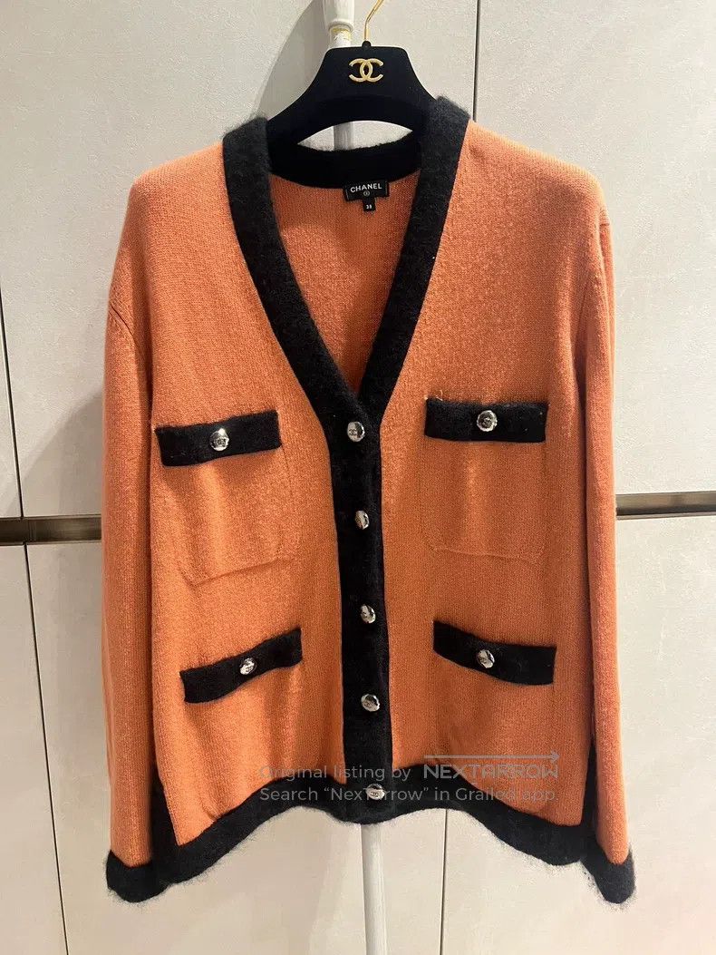 Chanel Chanel Black orange colour-block knitted cardigan coat Size XS / US 0-2 / IT 36-38 - 1 Thumbnail