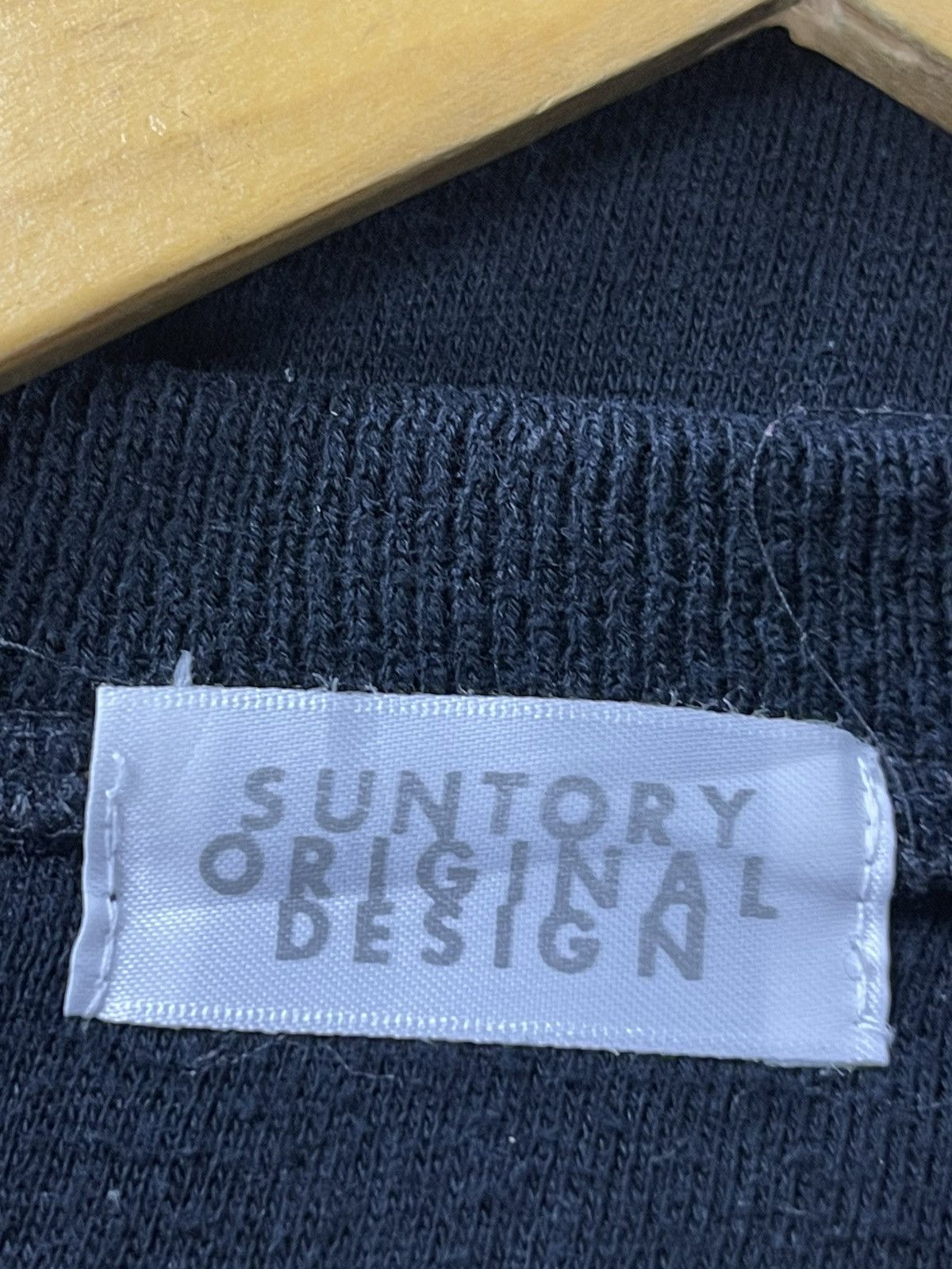 Vintage Vintage Vneck Suntory Coffee Boss Black Size US S / EU 44-46 / 1 - 10 Thumbnail
