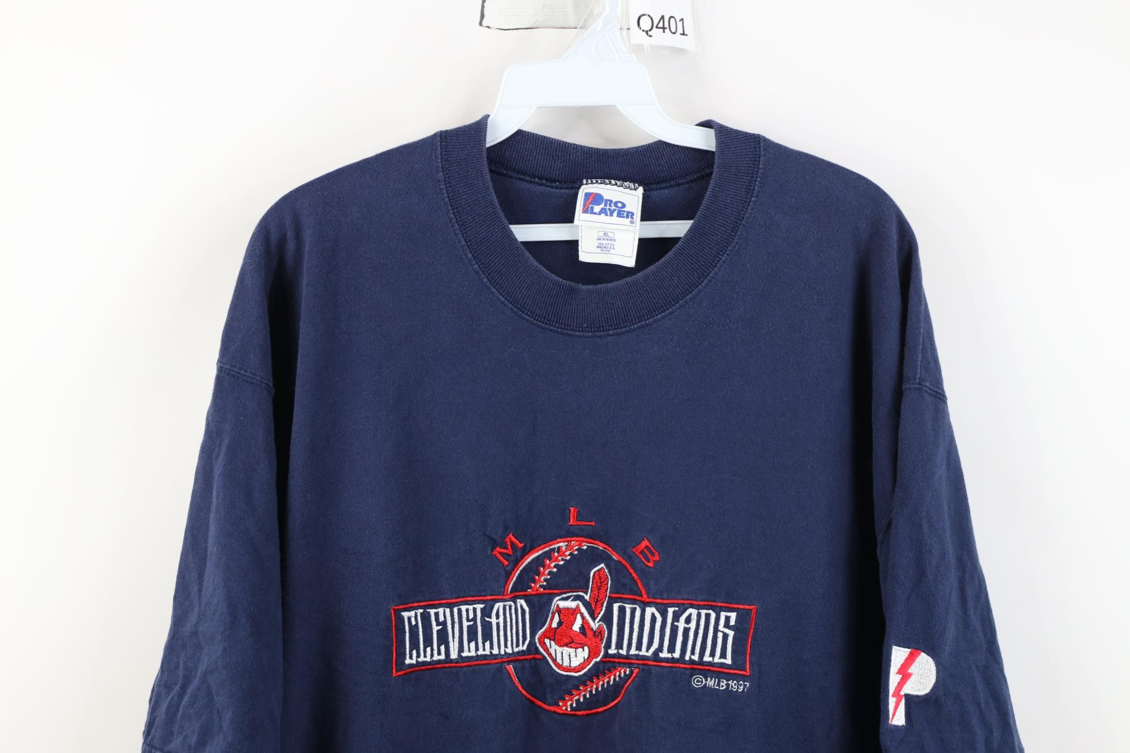 Vintage Vintage 90s Chief Wahoo Cleveland Indians Baseball T-Shirt Size US XL / EU 56 / 4 - 2 Thumbnail