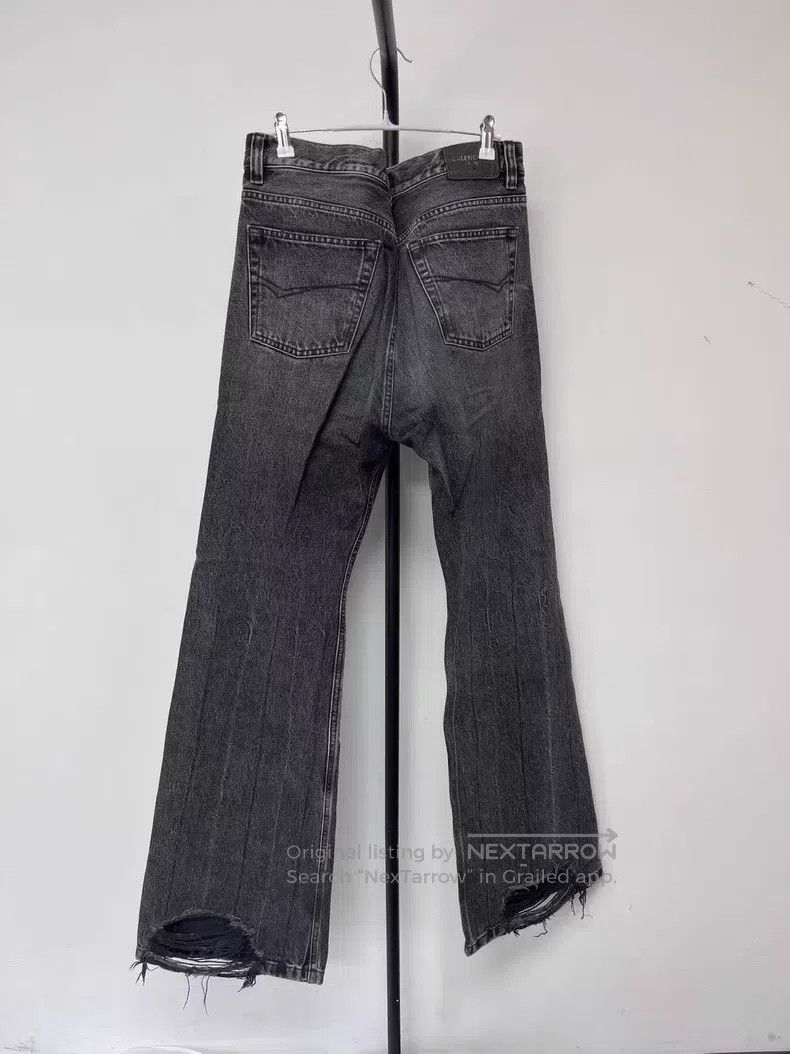 Balenciaga Balenciaga size S Bell bottom denim pants Size US 27 - 2 Thumbnail