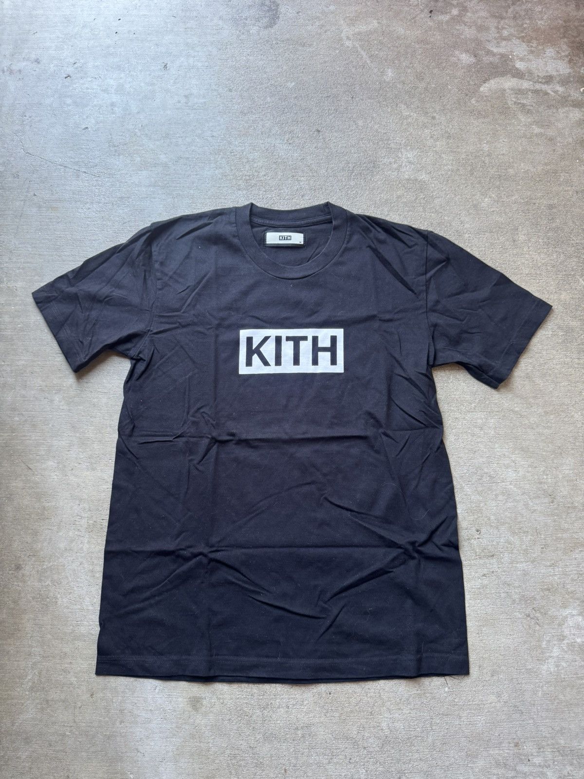 Kith Kith box logo tee sz M | Grailed