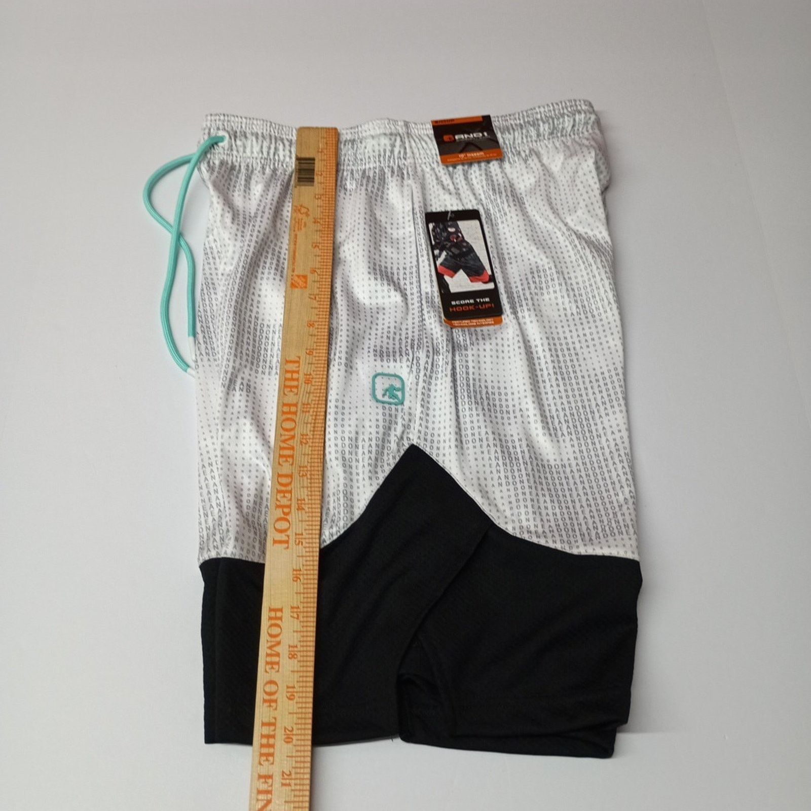 Other AND1 Basketball Shorts Men’s Size S White Black 10" Inseam Size US 28 / EU 44 - 7 Thumbnail