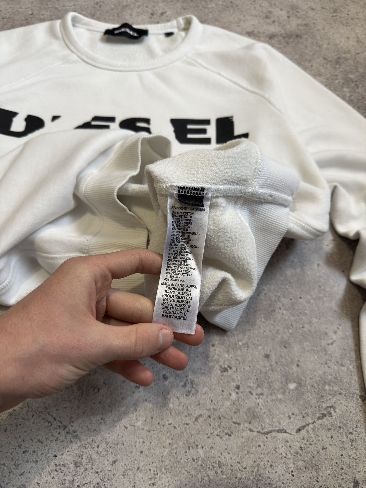 Diesel Vintage Diesel Cracked Logo Effect White Sweatshirt Size US S / EU 44-46 / 1 - 5 Thumbnail