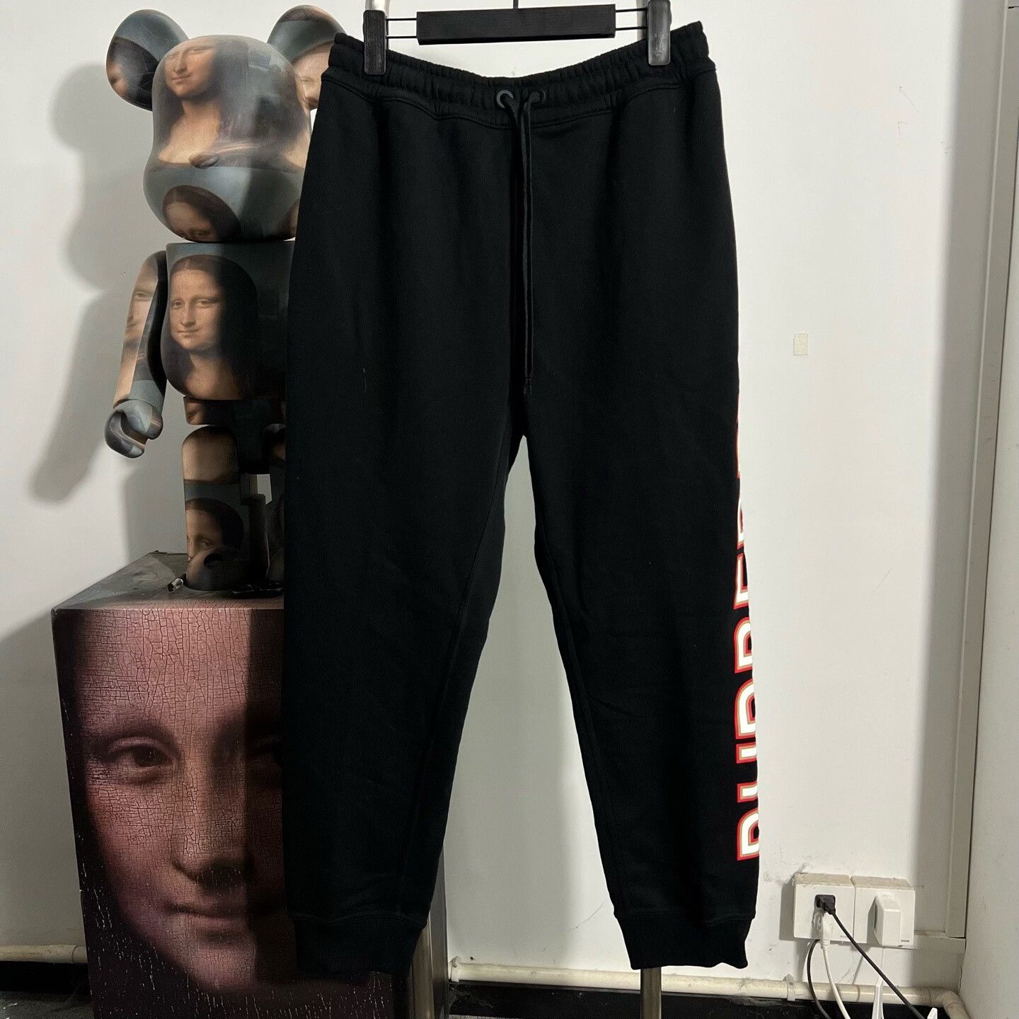 Burberry Burberry Retro Pants 28 Women Size 28" / US 6 / IT 42 - 1 Thumbnail