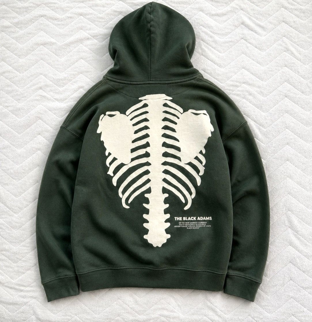 Japanese Brand The Black Adams Skeleton Back Print Hoodie Faded Streetwear Size US M / EU 48-50 / 2 - 1 Thumbnail