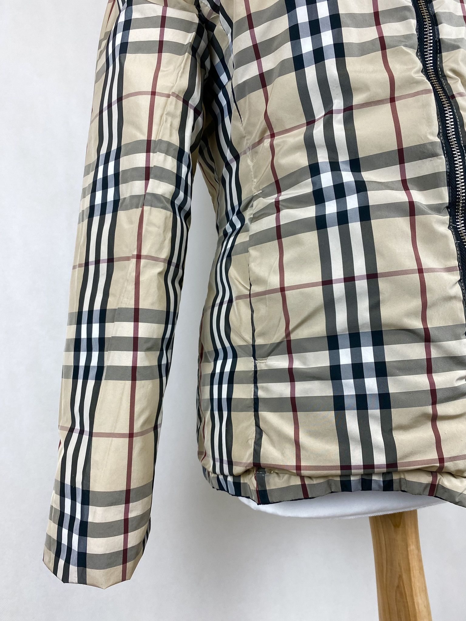 Burberry × Designer Burberry reversible jacket nova check two sided puffer Size L / US 10 / IT 46 - 8 Thumbnail