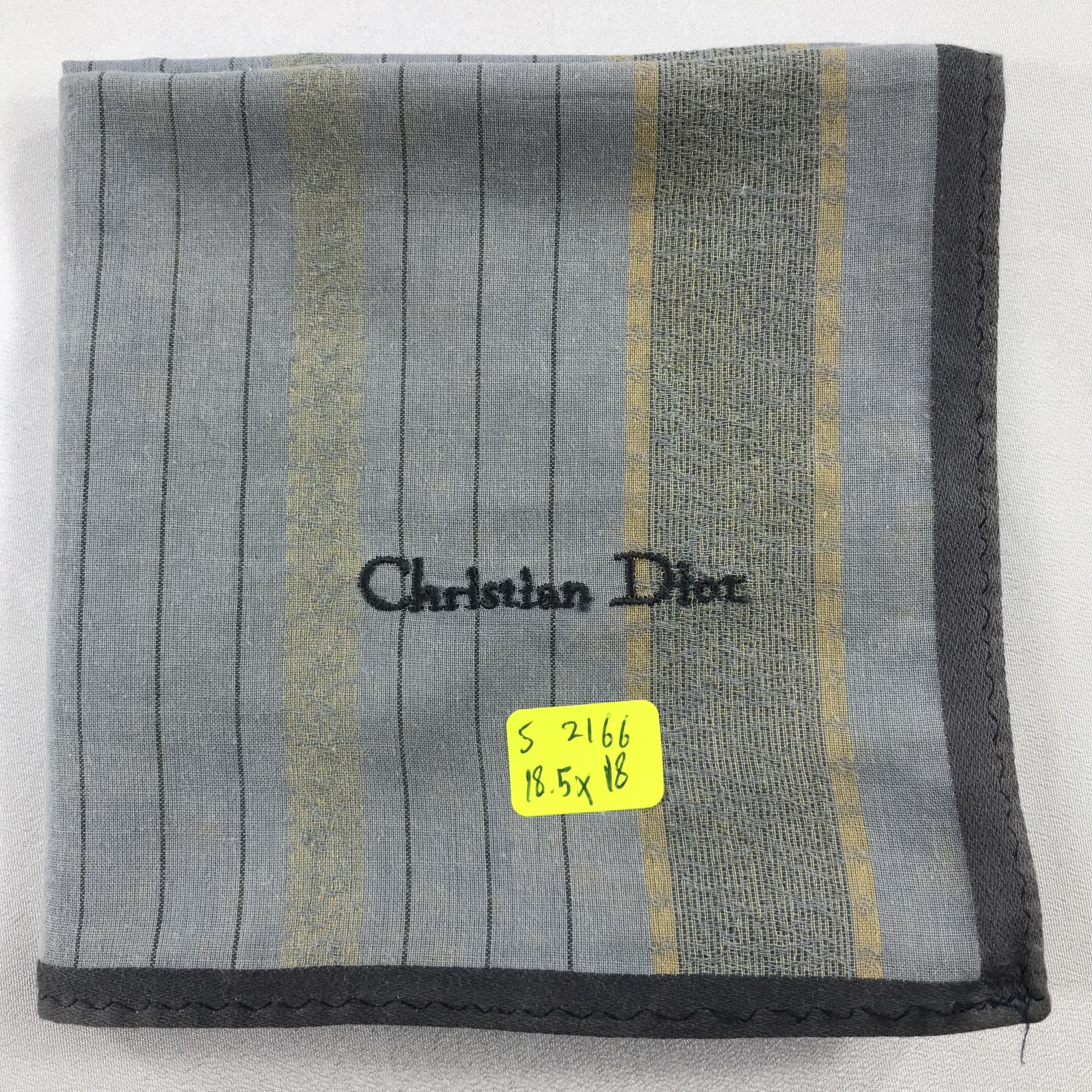 Vintage Christian Dior Bandana / Handkerchief / Neckerchief - S2166 Size ONE SIZE - 5 Thumbnail