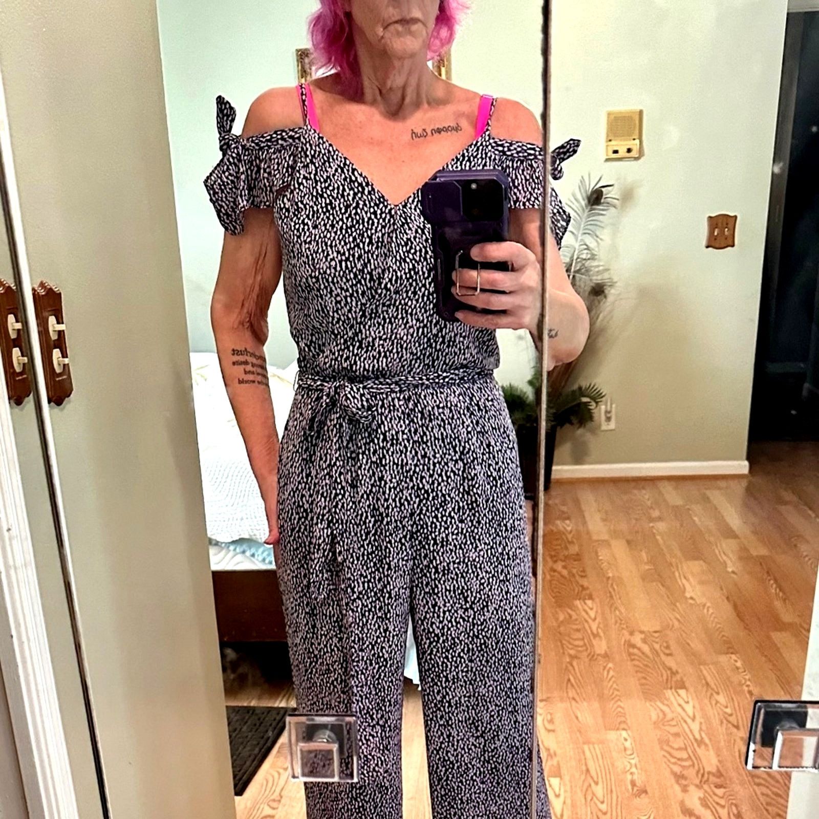 Michael Kors Michael Kors Mini Ikat Cold-Shoulder Jumpsuit Navy/White S Size 27" / US 4 / IT 40 - 8 Thumbnail
