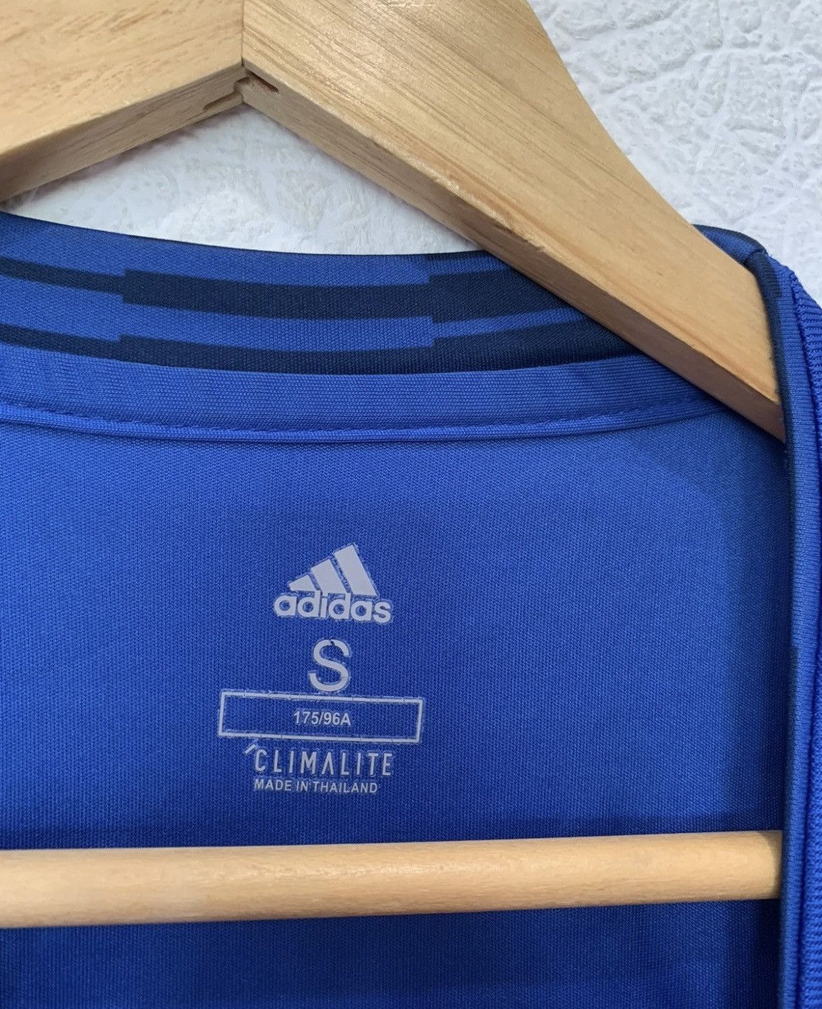 Adidas CLASIE FEYENOORD ADIDAS 2018/2019 AWAY KIT SOCCER JERSEY Size US S / EU 44-46 / 1 - 3 Thumbnail