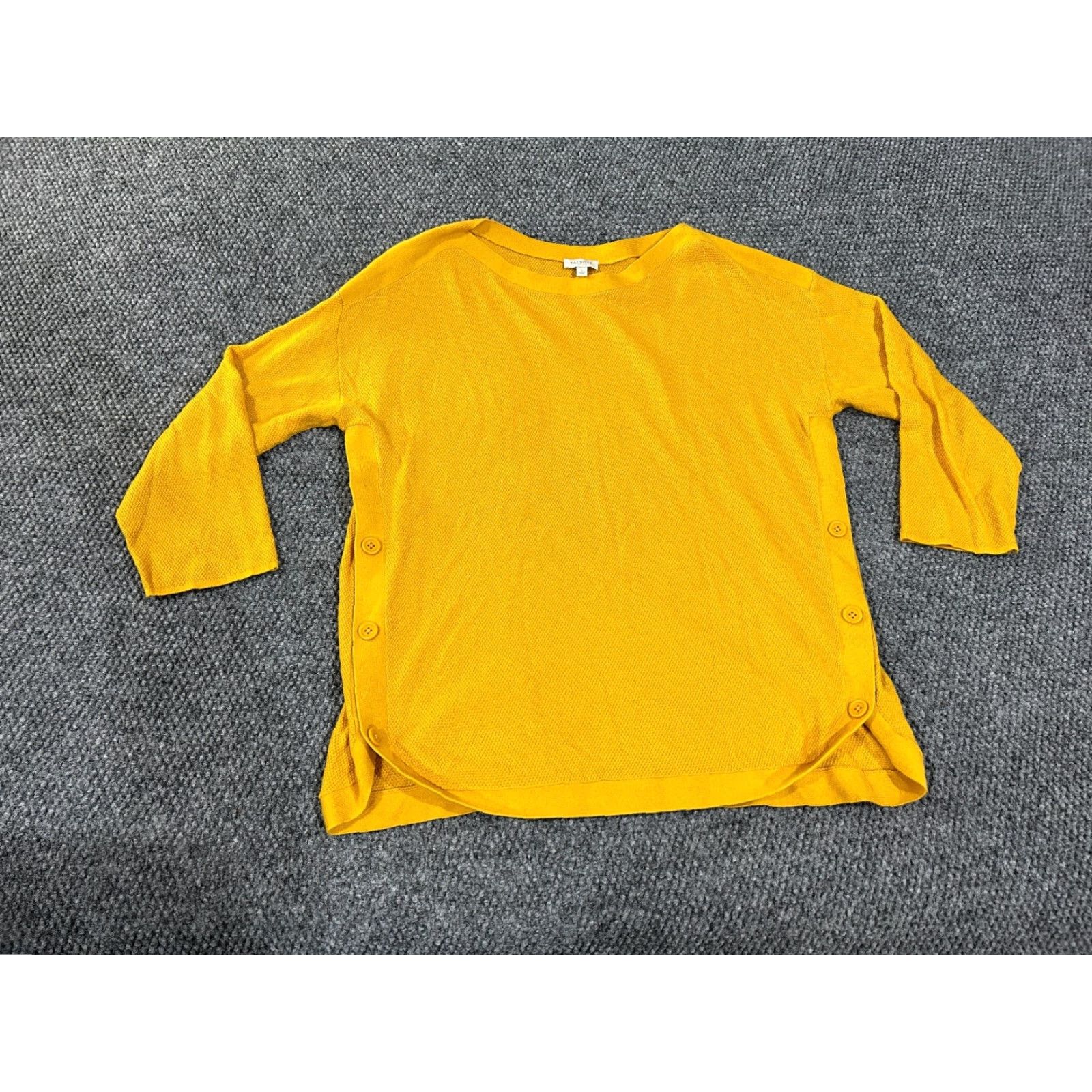 Talbots Talbots Sweater Womens L Yellow Knit Button Shoulder Long Sleeve Pullover Crew Neck Size L / US 10 / IT 46 - 2 Thumbnail