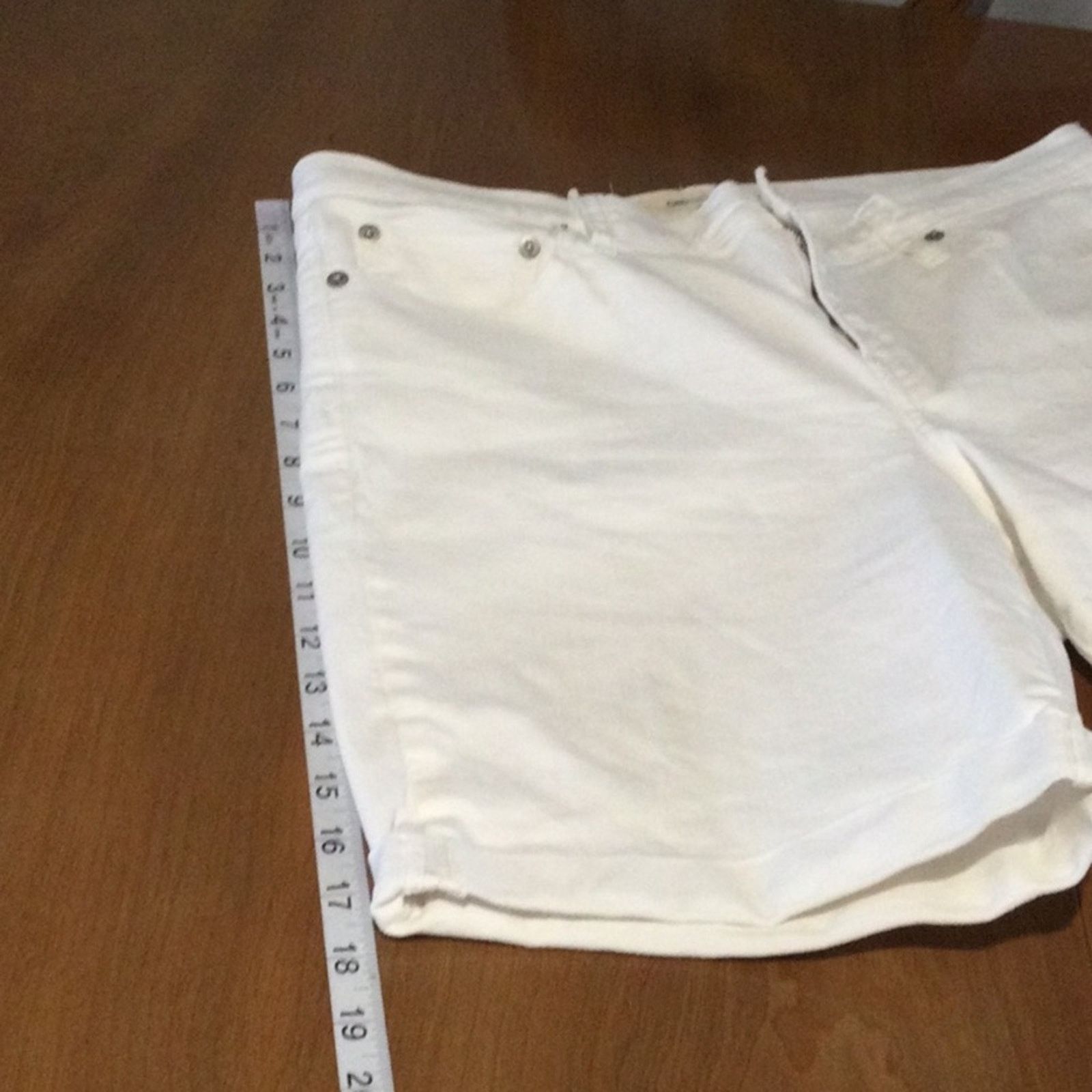 Gap Gap 1969 White Denim Bermuda 5-Pocket Shorts Size 31 Size 31" - 13 Thumbnail