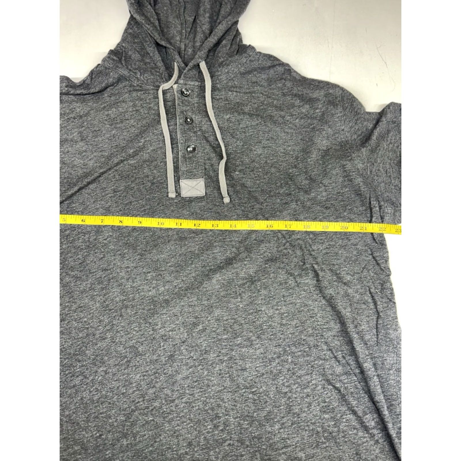 Vince Vince Hoodie Mens XL Gray 100% Cotton Thermal Knit Lightweight Pullover Button Closure Long Sleeve Casual Sportswear Size US XL / EU 56 / 4 - 3 Thumbnail