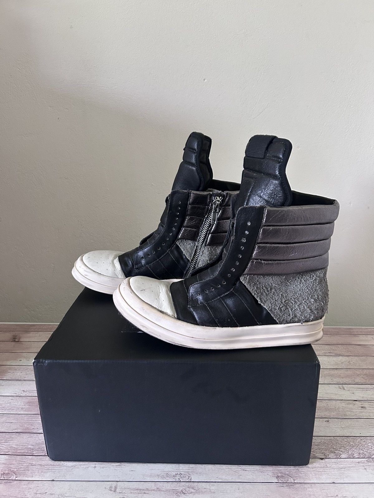 rare Geobasket sneakers PROTOTYPE 44 Men catwalk box shoes