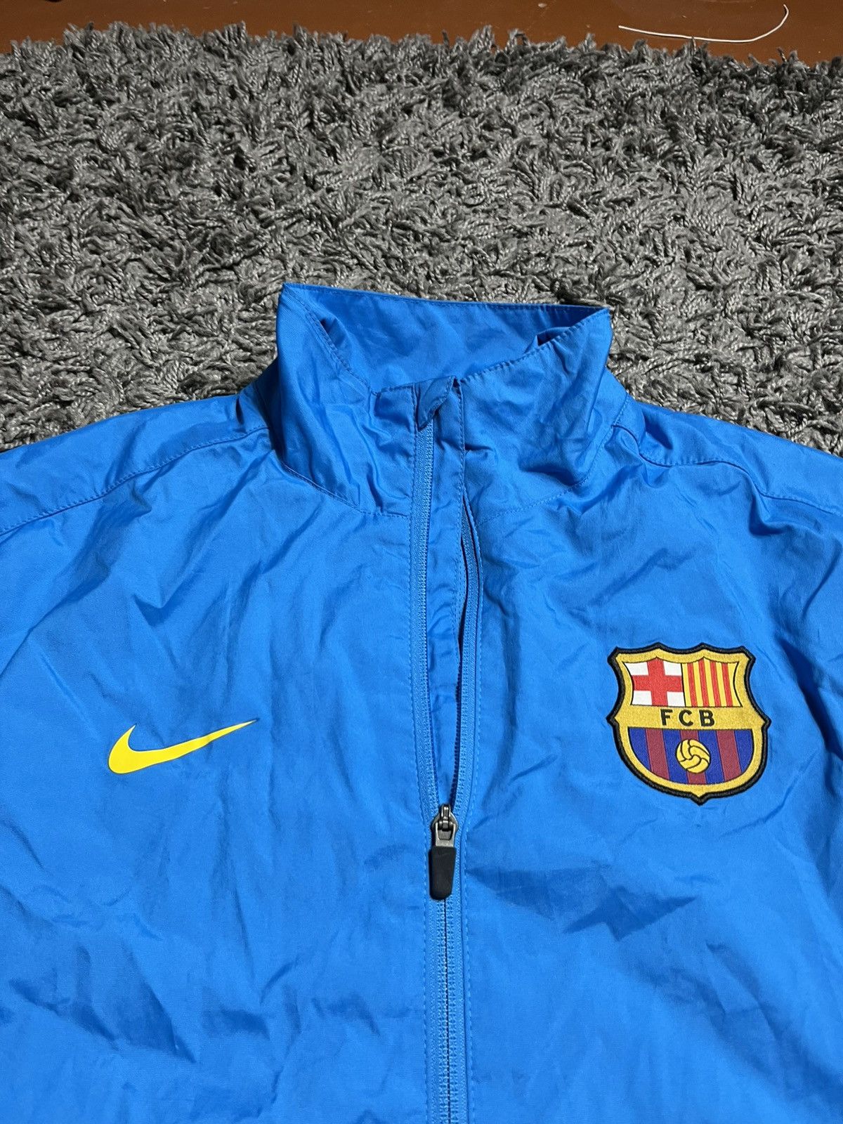 Nike NIKE FC BARCELONA NYLON 2011/12 FOOTBALL JACKET Size US M / EU 48-50 / 2 - 2 Thumbnail