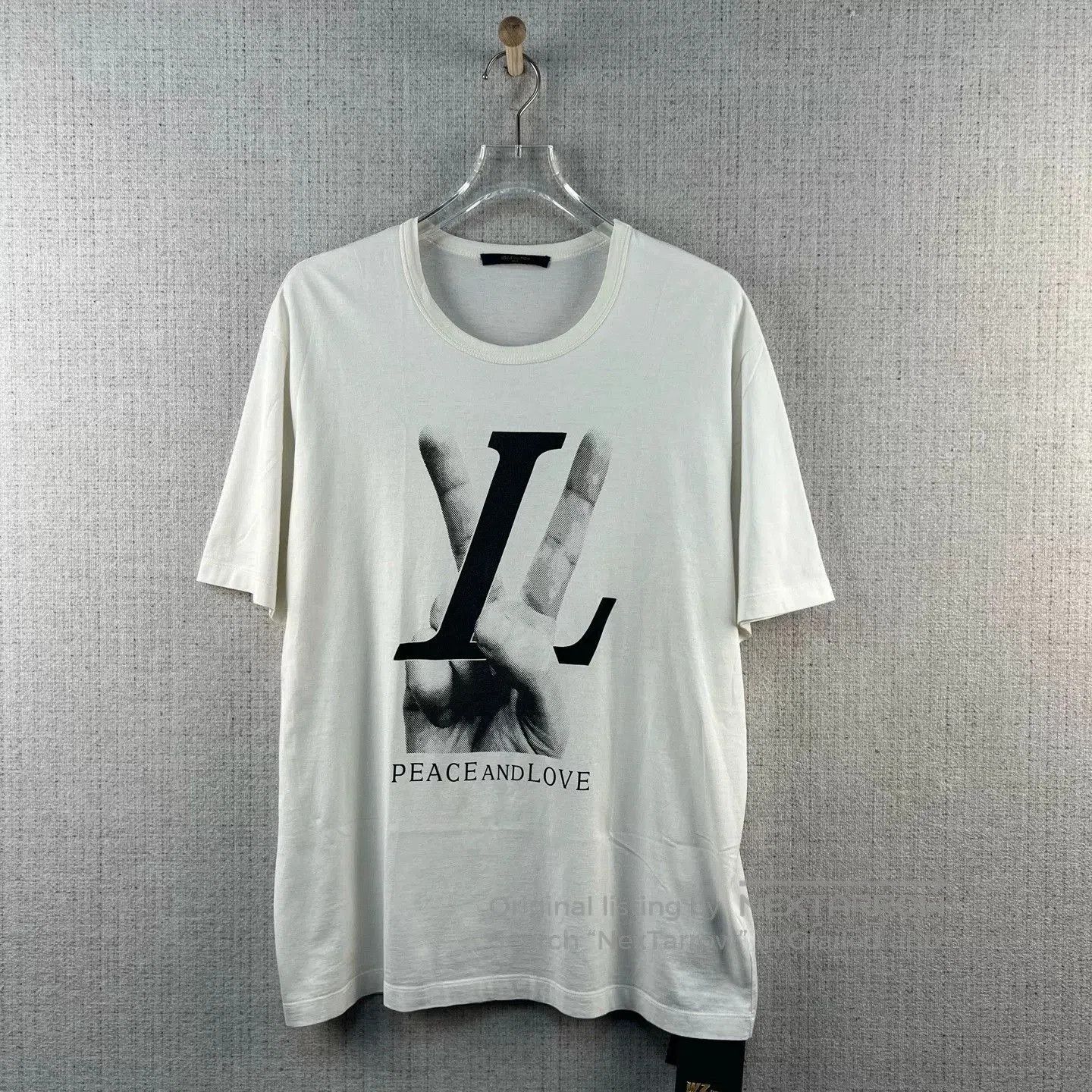 Louis Vuitton Louis Vuitton Gesture Print Short Sleeve Tee. Size US XL / EU 56 / 4 - 1 Thumbnail